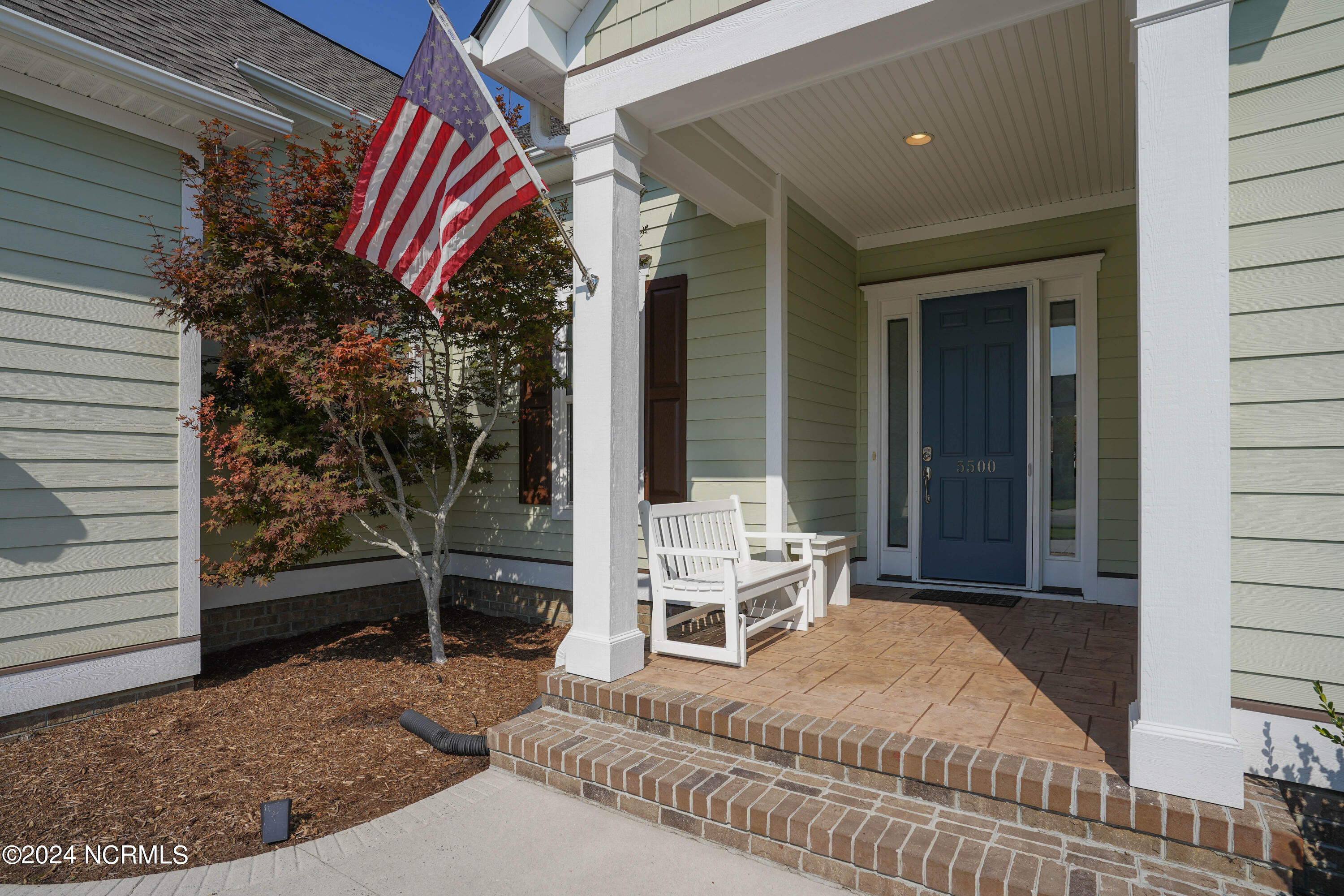 5500 Andrews Reach Loop