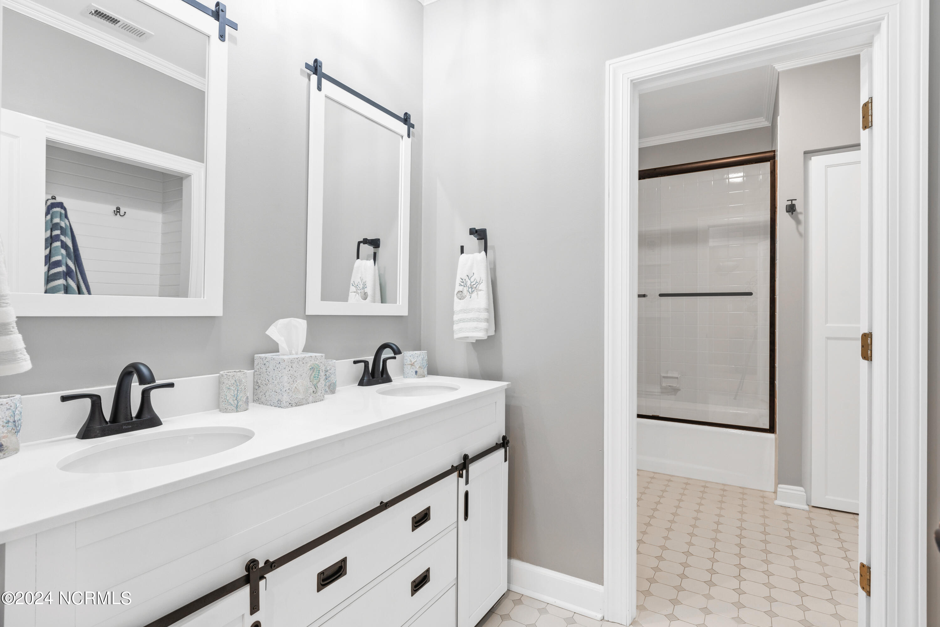 7321 Gray Gables Lane