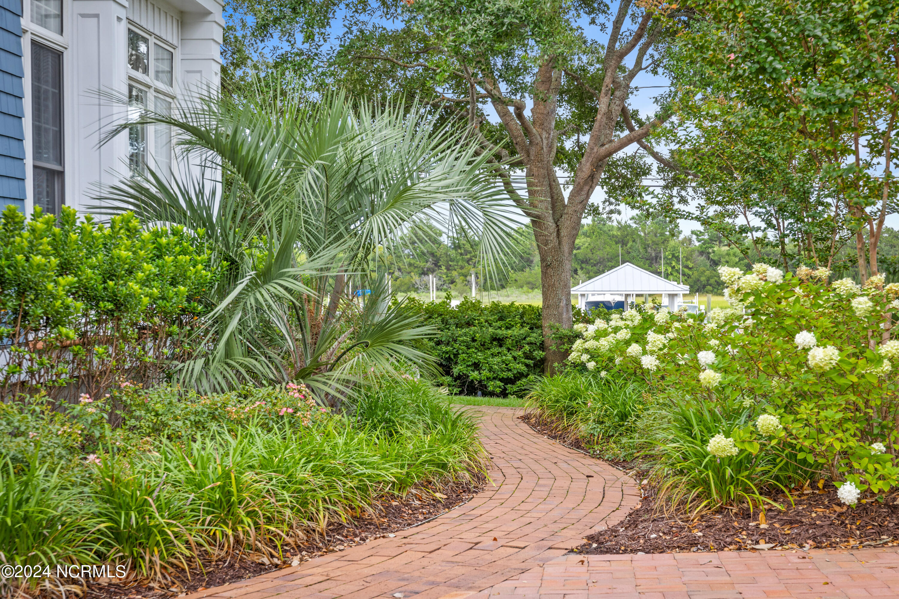 7321 Gray Gables Lane