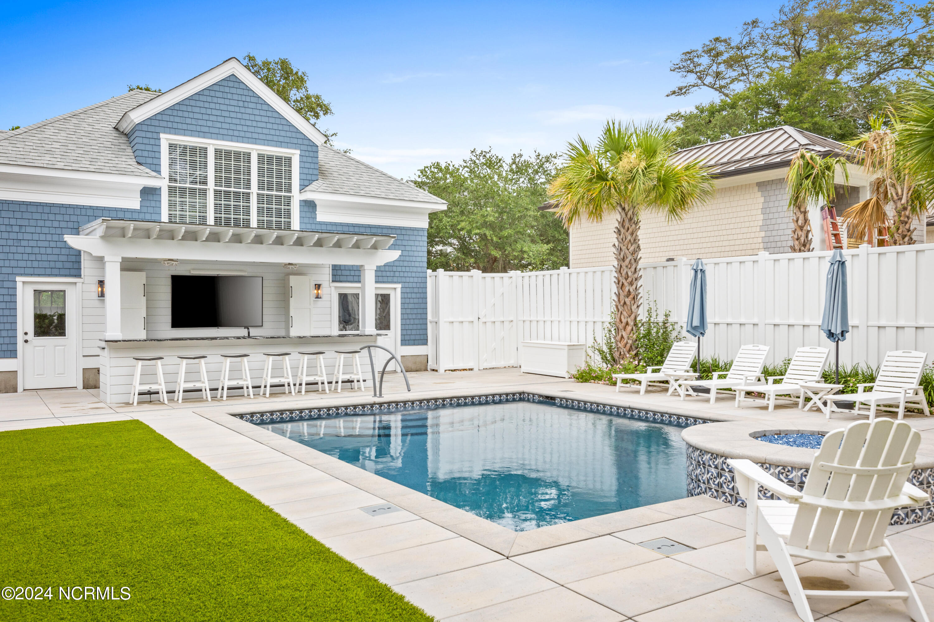 7321 Gray Gables Lane