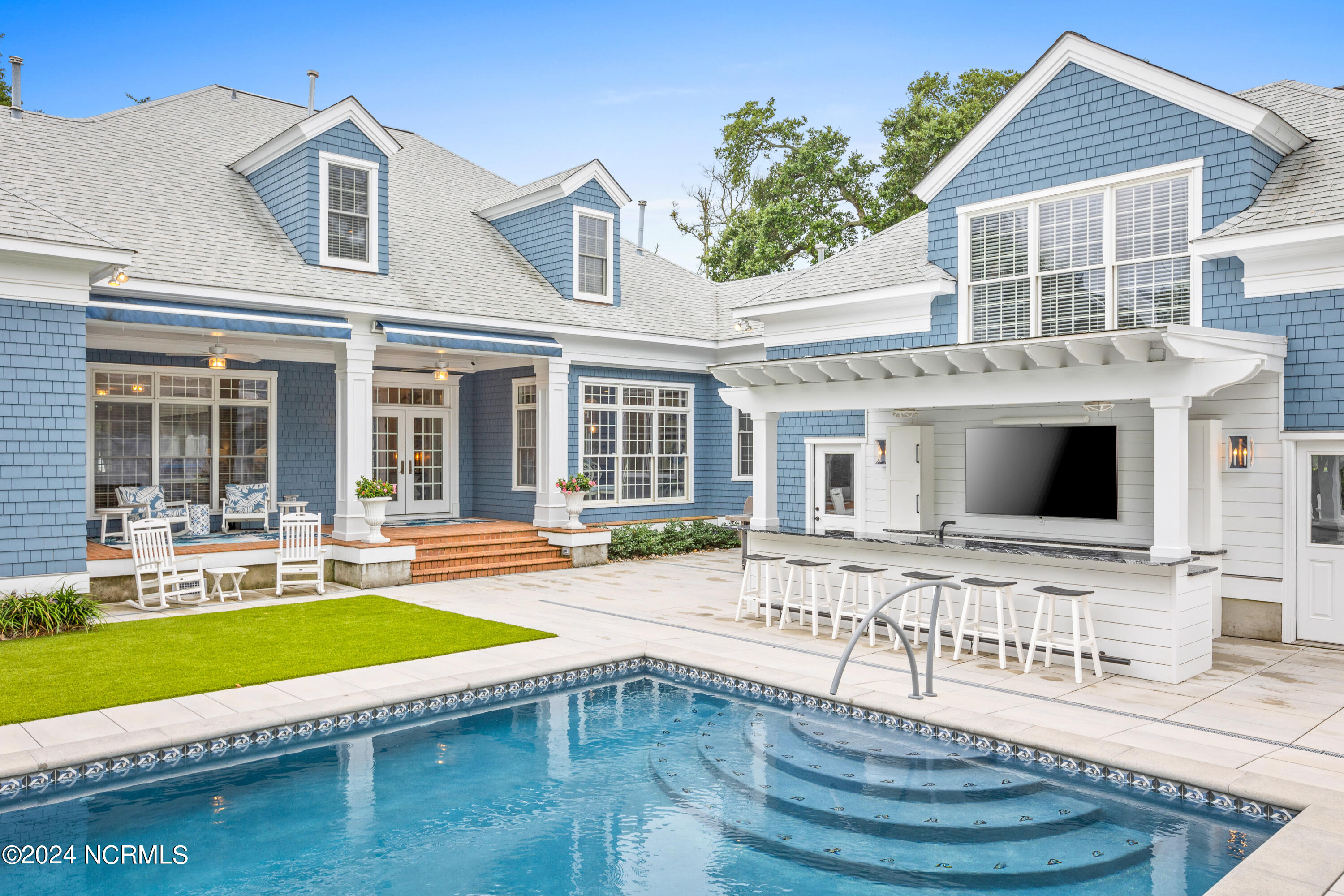 7321 Gray Gables Lane