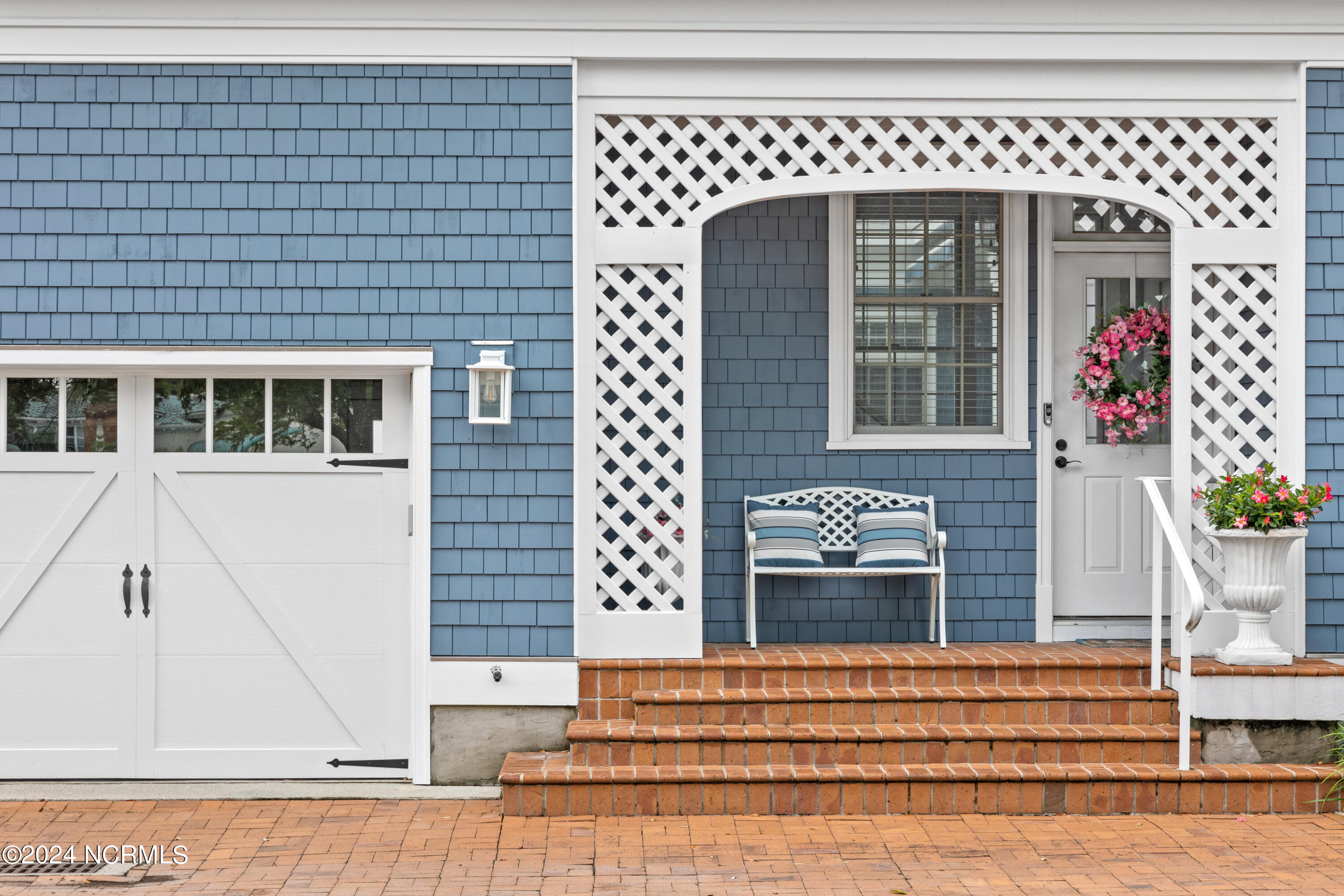 7321 Gray Gables Lane