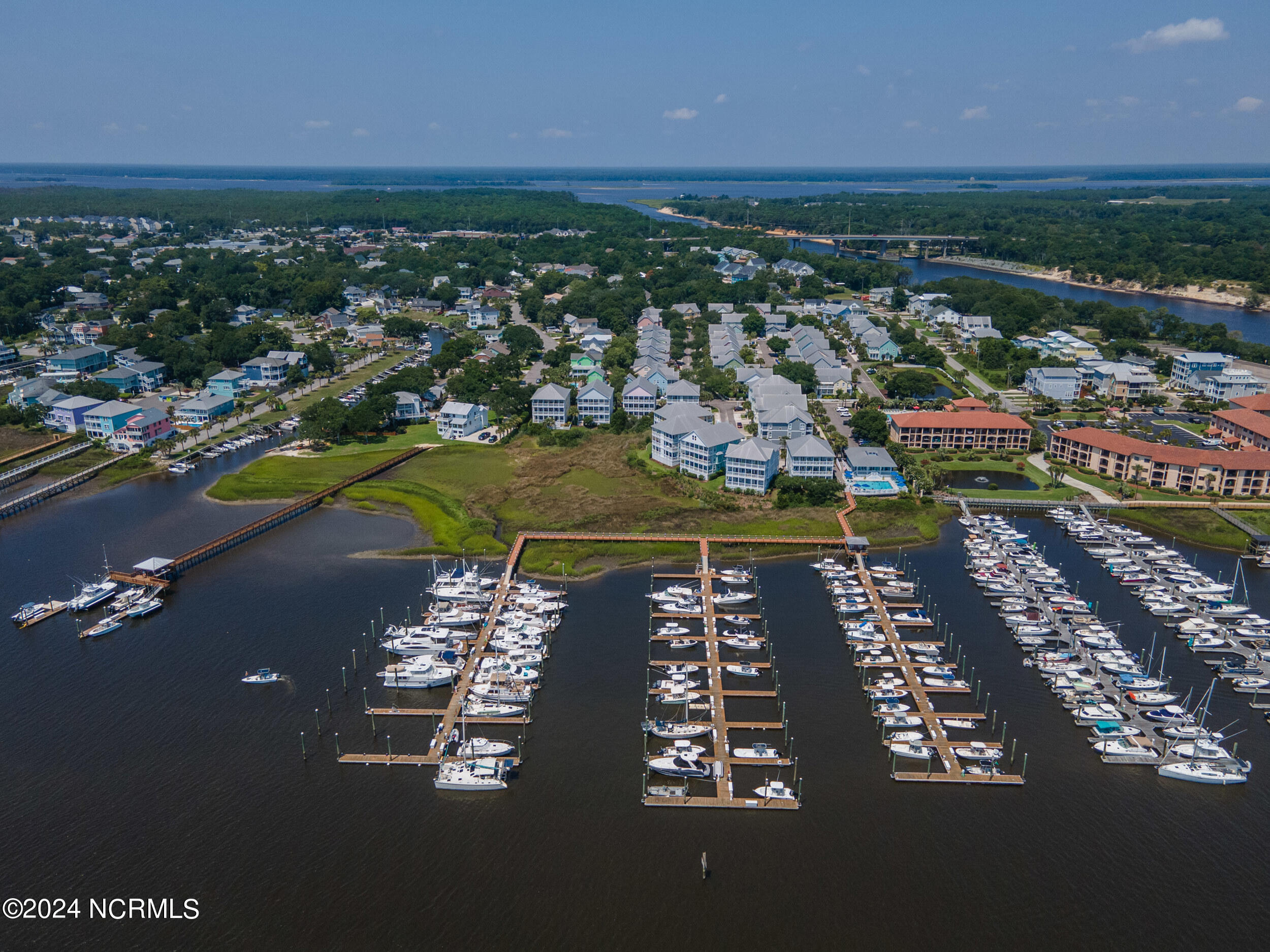 222 Silver Sloop Way