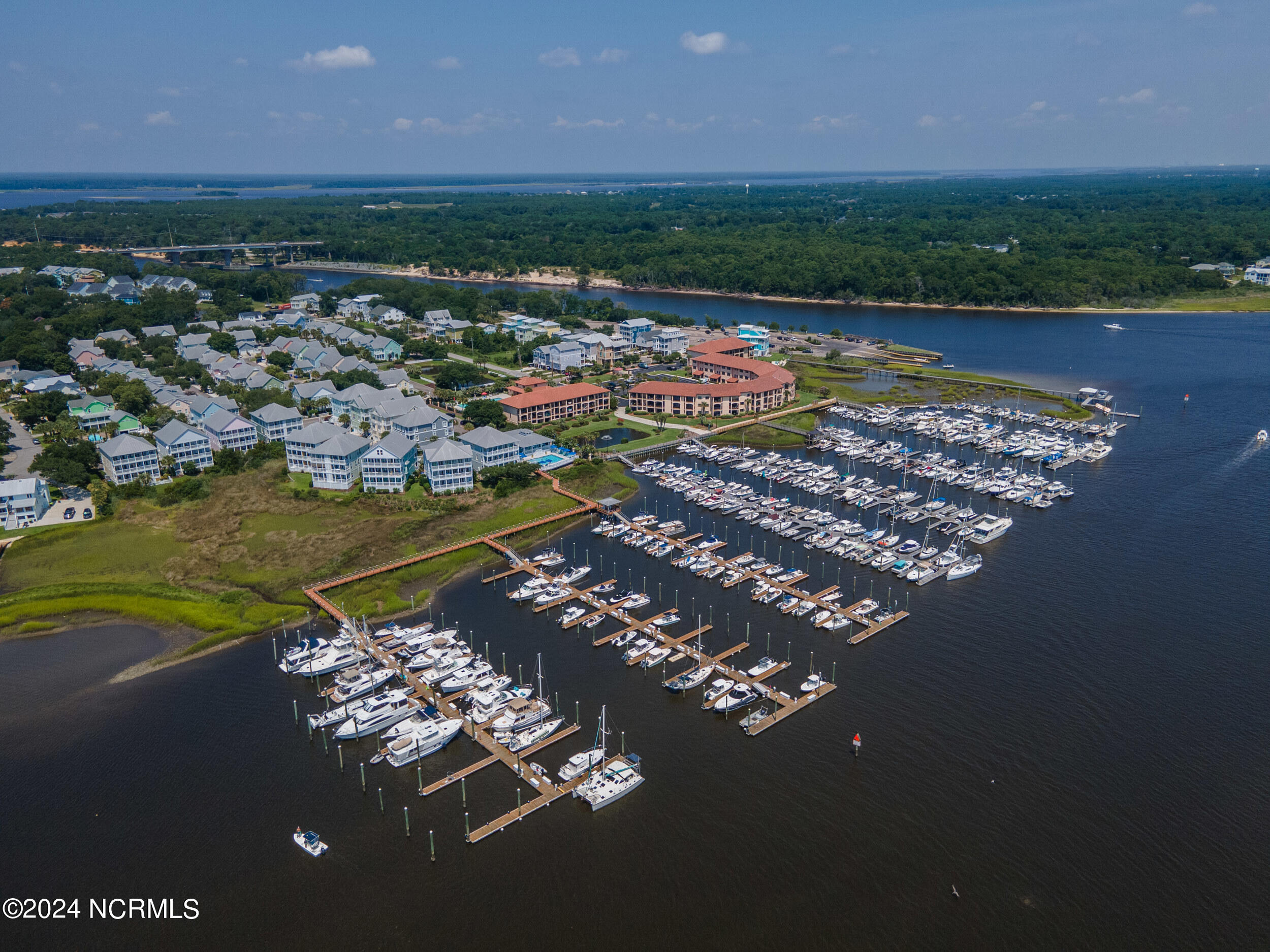 222 Silver Sloop Way