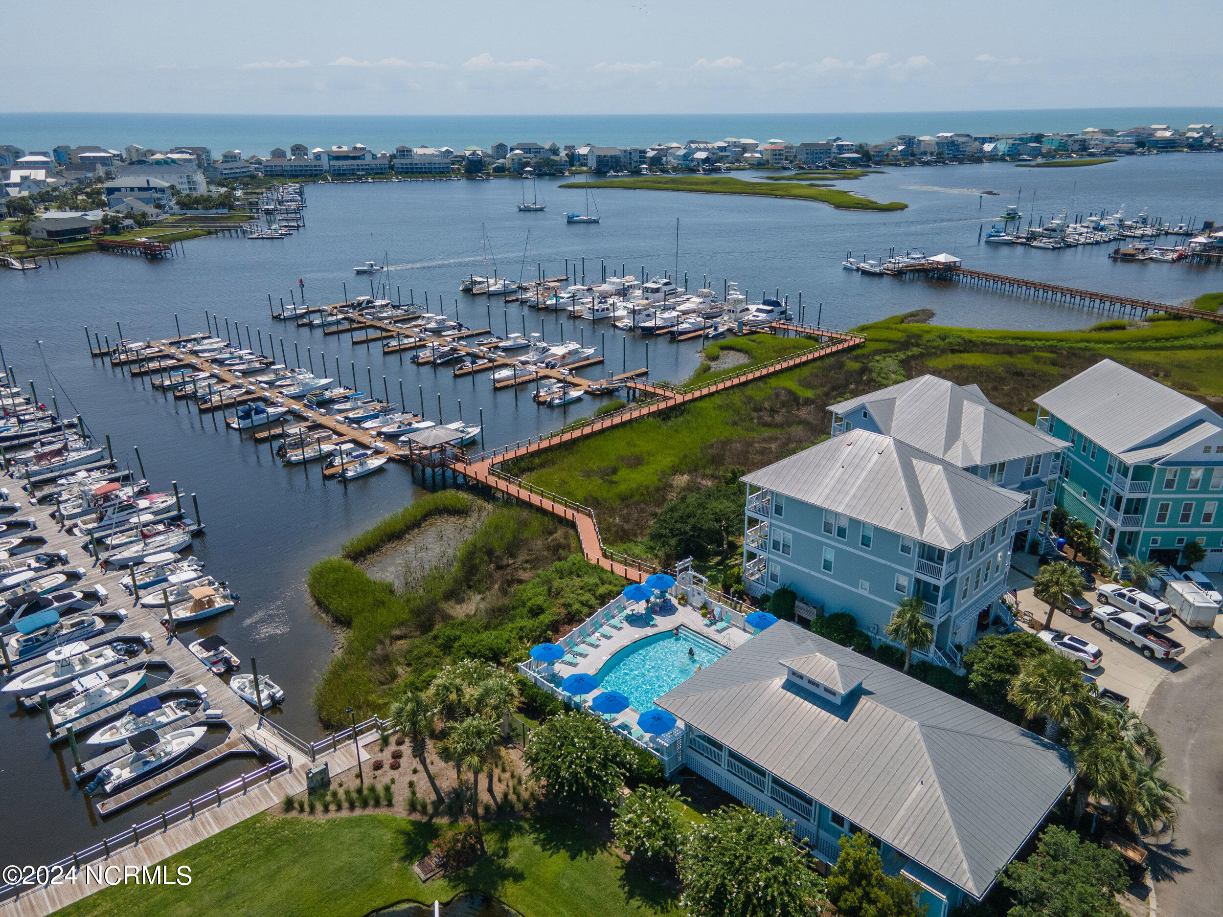 222 Silver Sloop Way