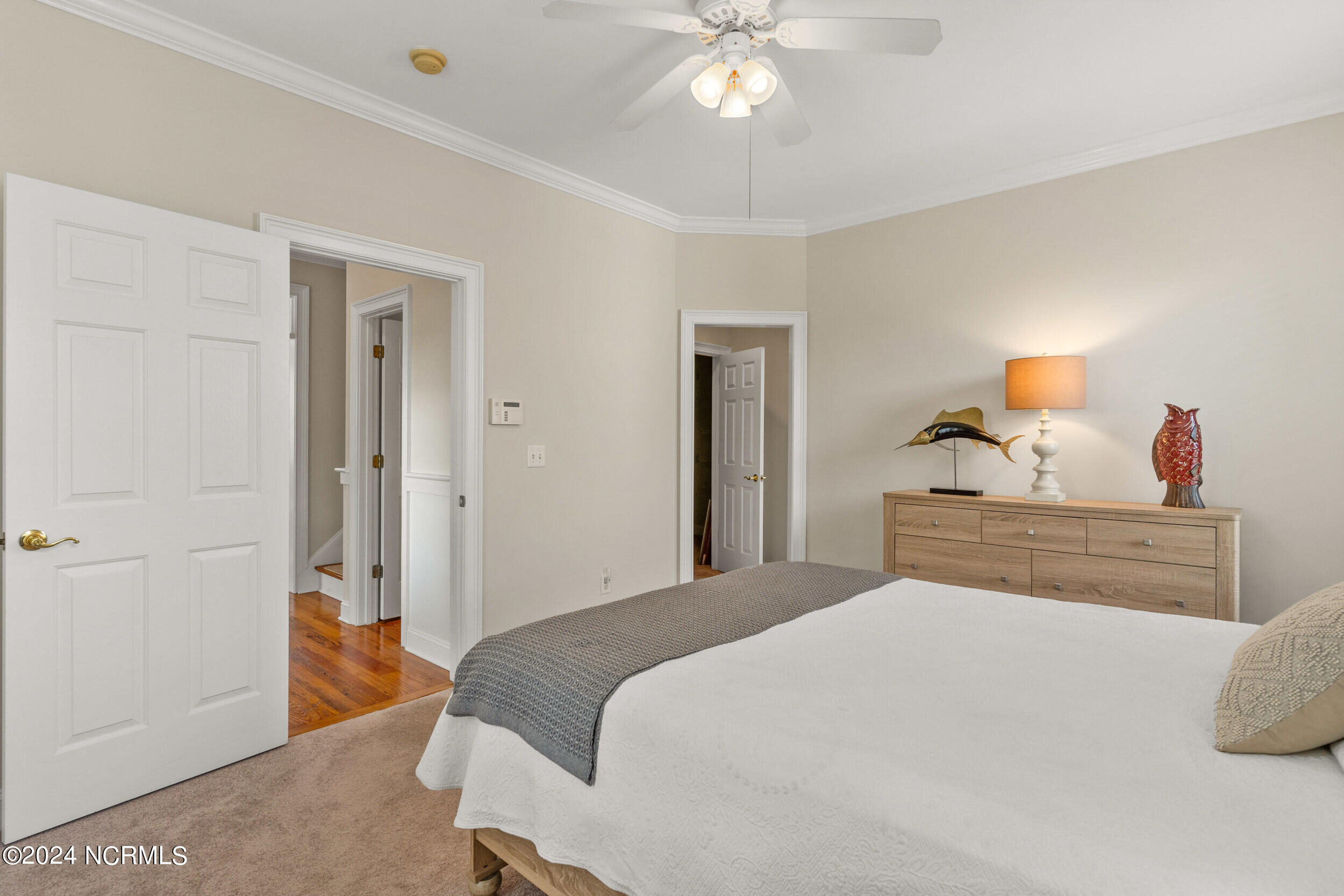 222 Silver Sloop Way