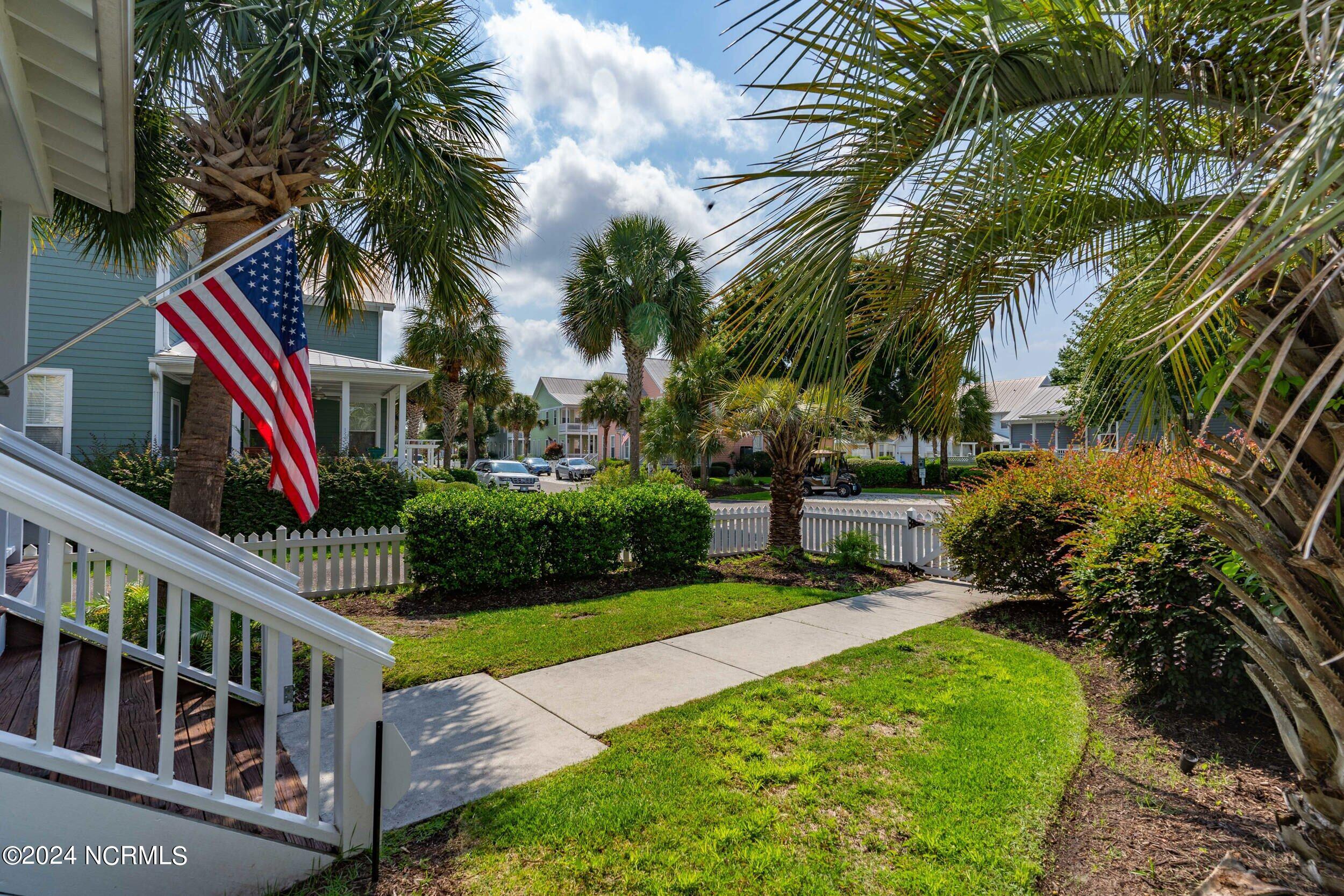 222 Silver Sloop Way