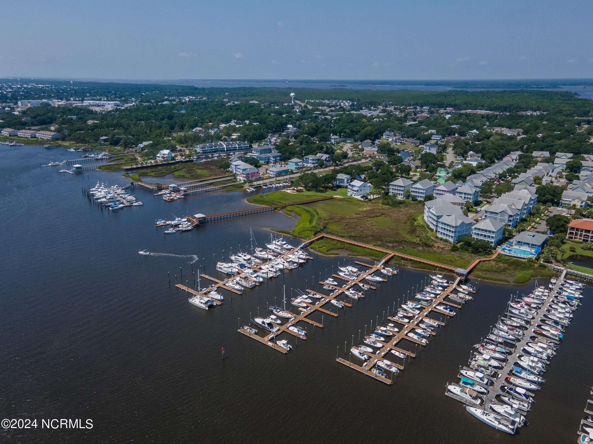 222 Silver Sloop Way