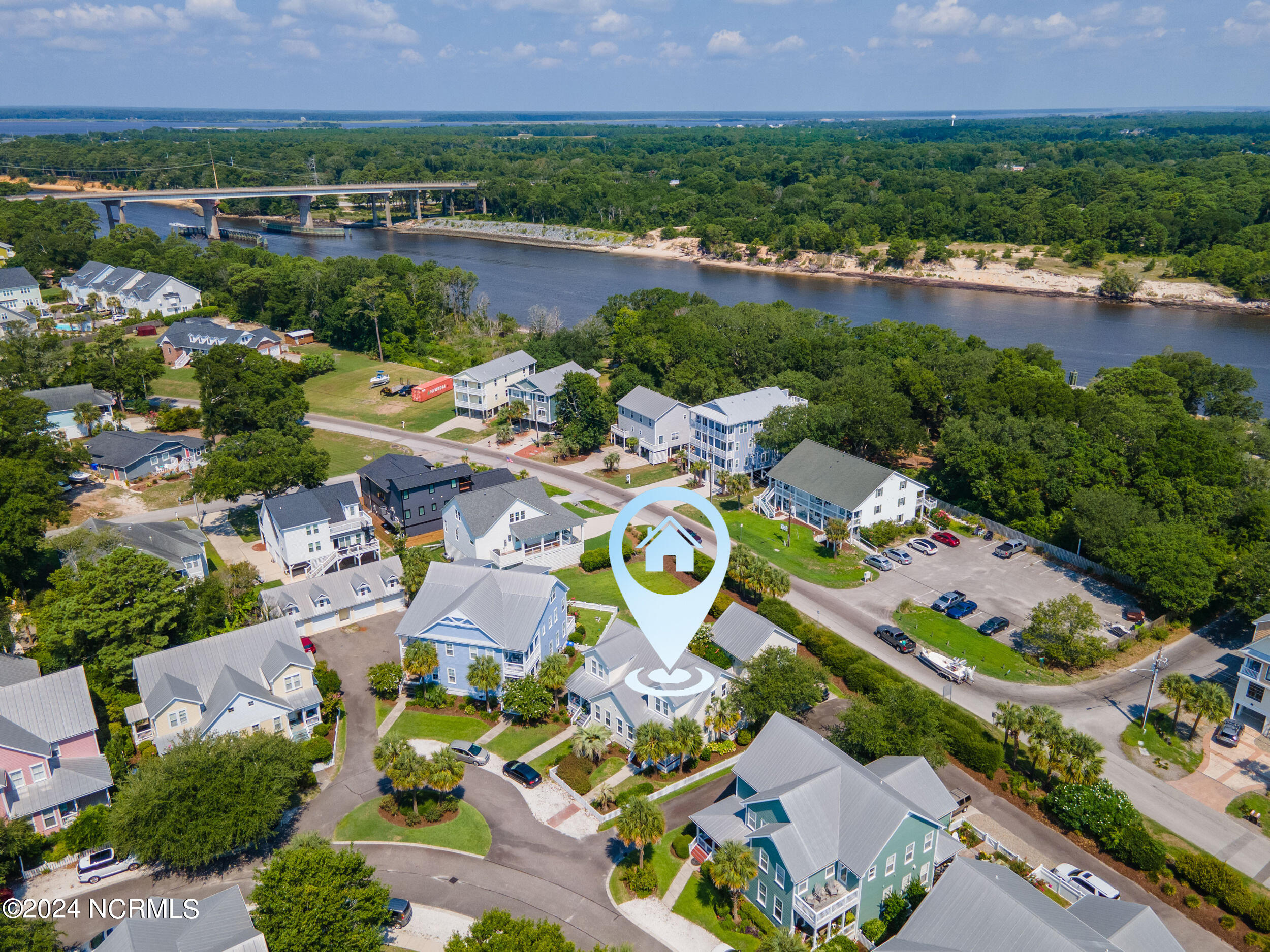 222 Silver Sloop Way