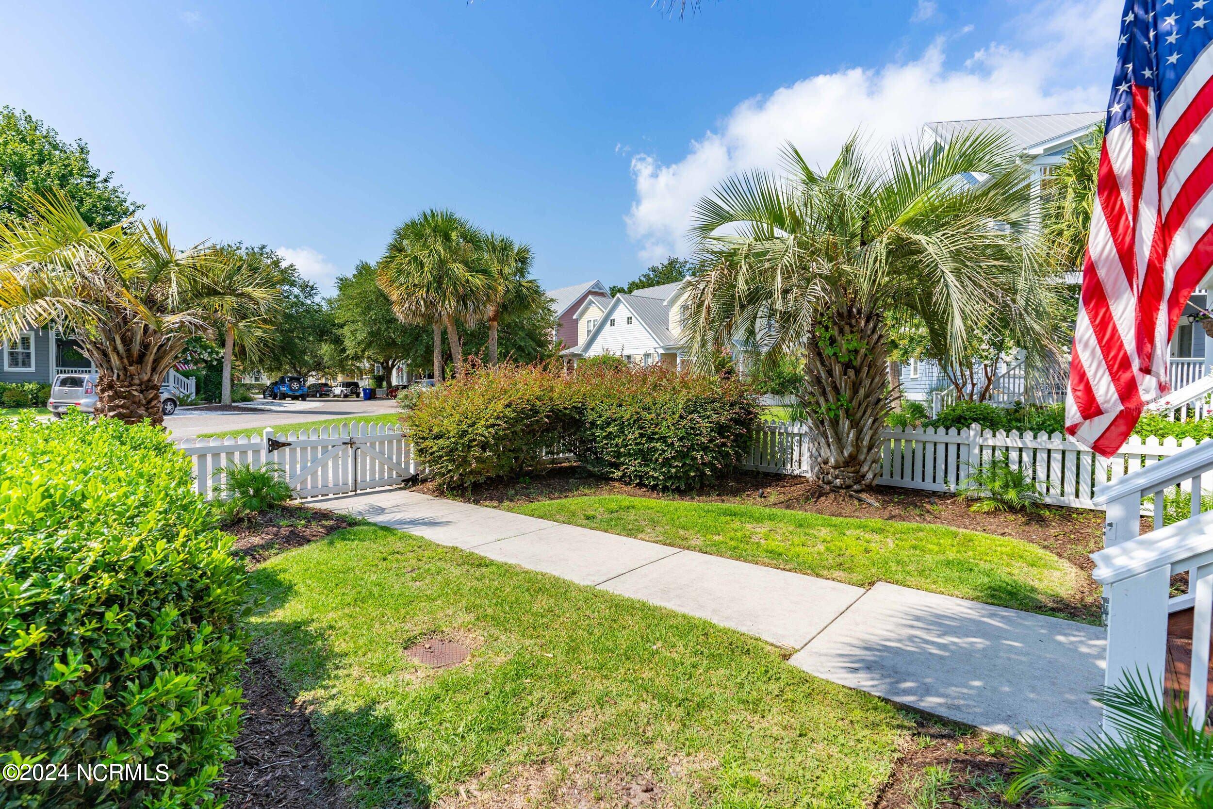 222 Silver Sloop Way