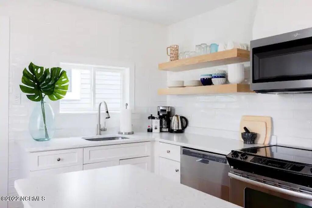 1302 Canal Drive, 1