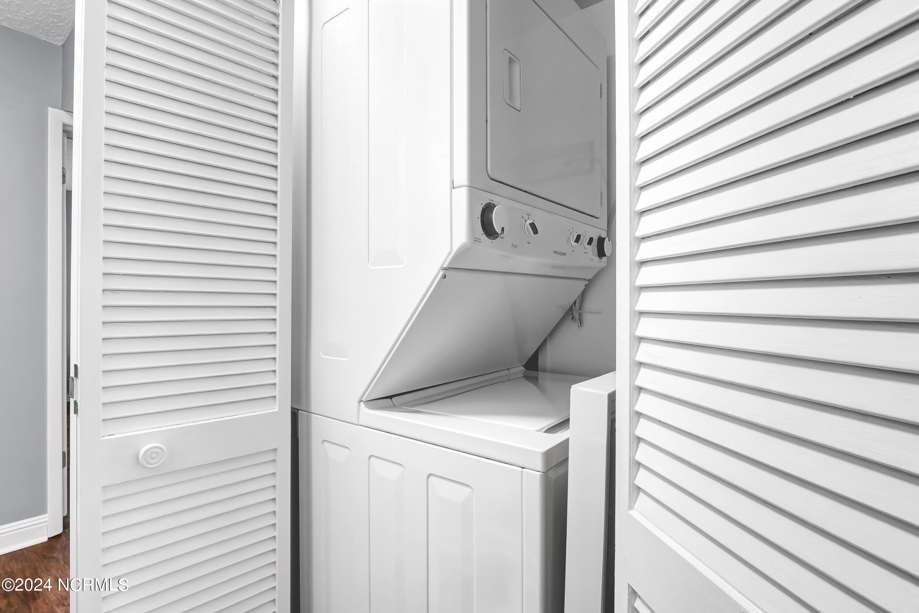 1311 S Lake Park Boulevard 5b