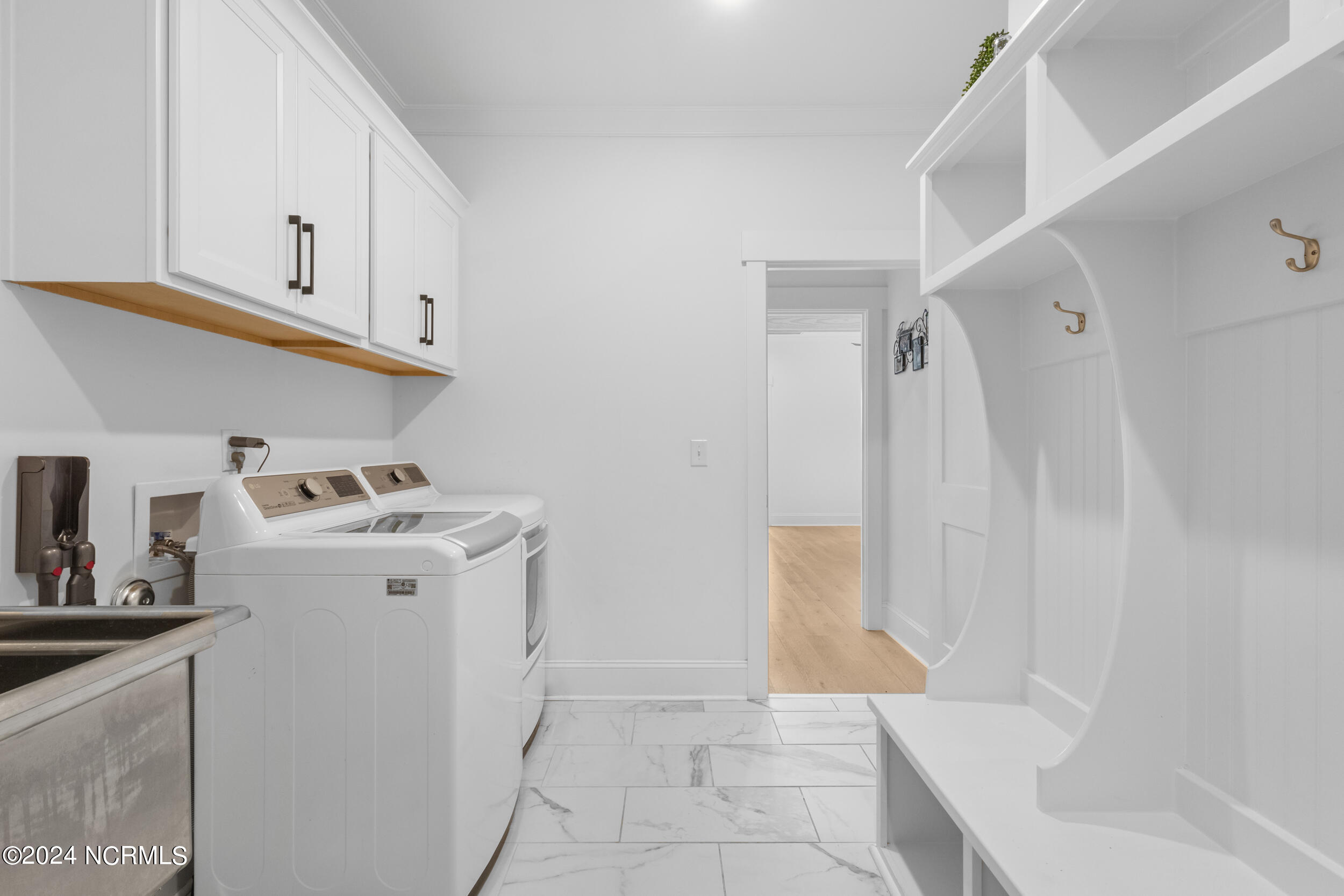 8205 Moss Bridge Court