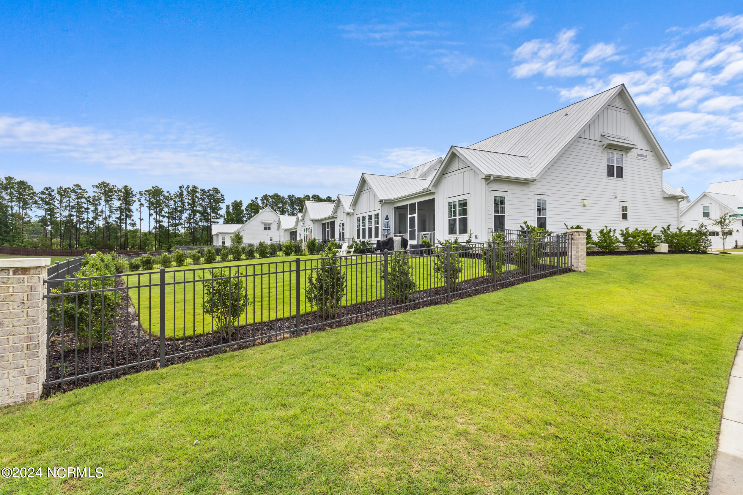 8205 Moss Bridge Court