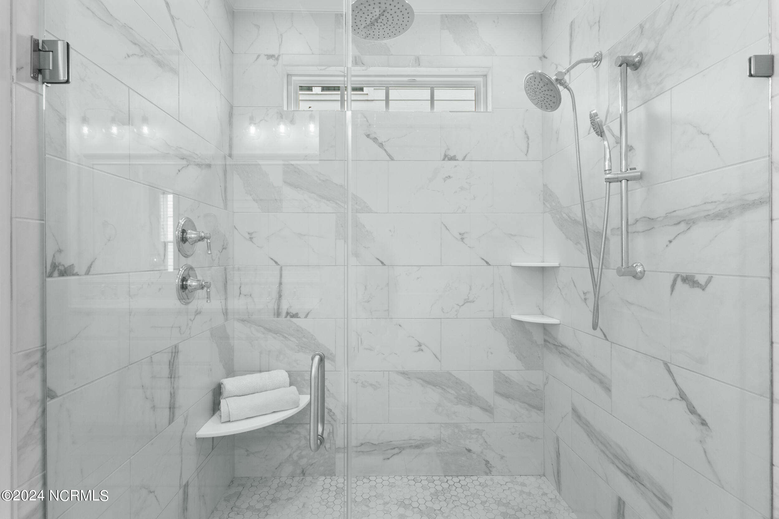 8205 Moss Bridge Court