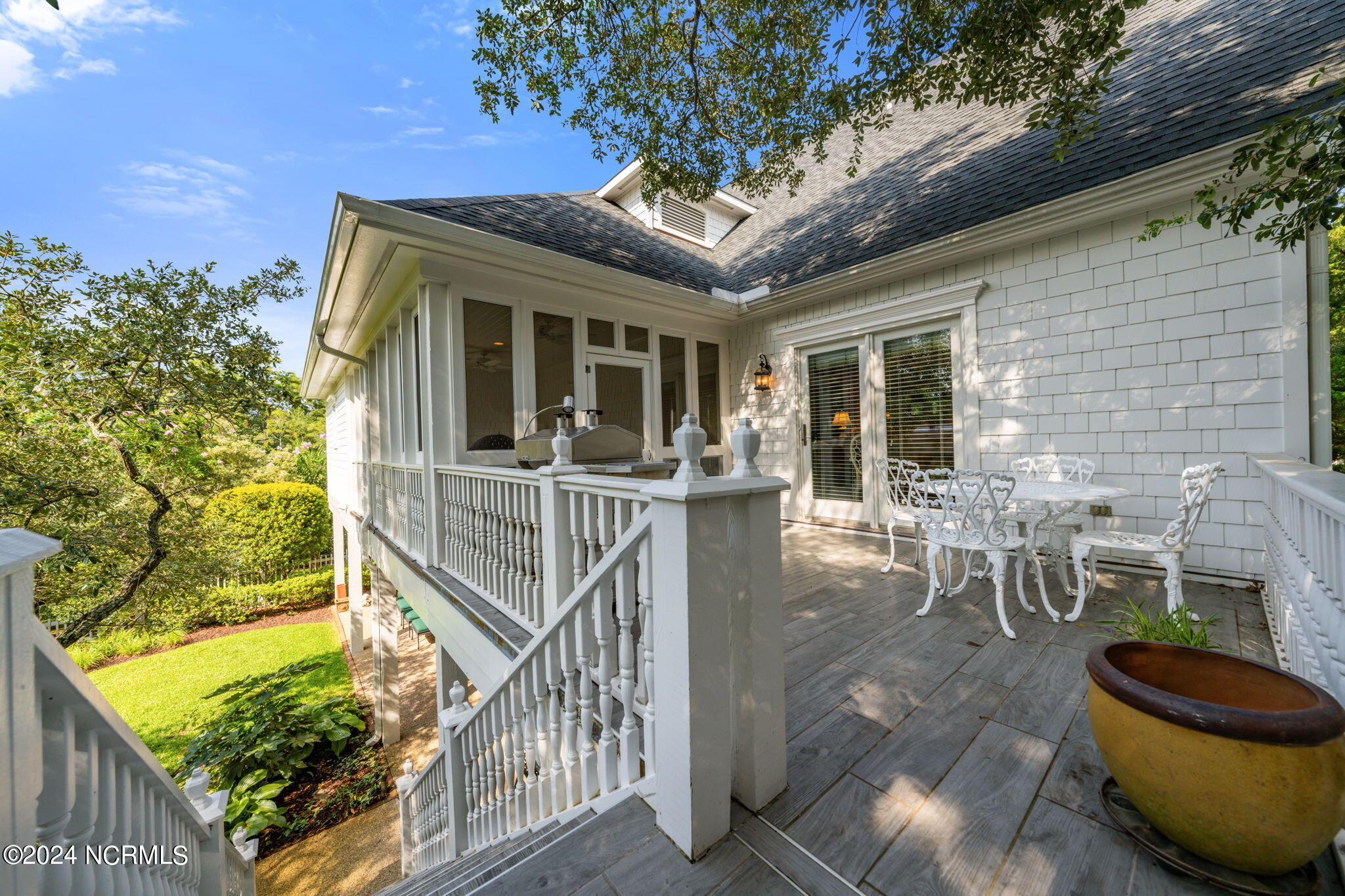 1111 Merchant Lane