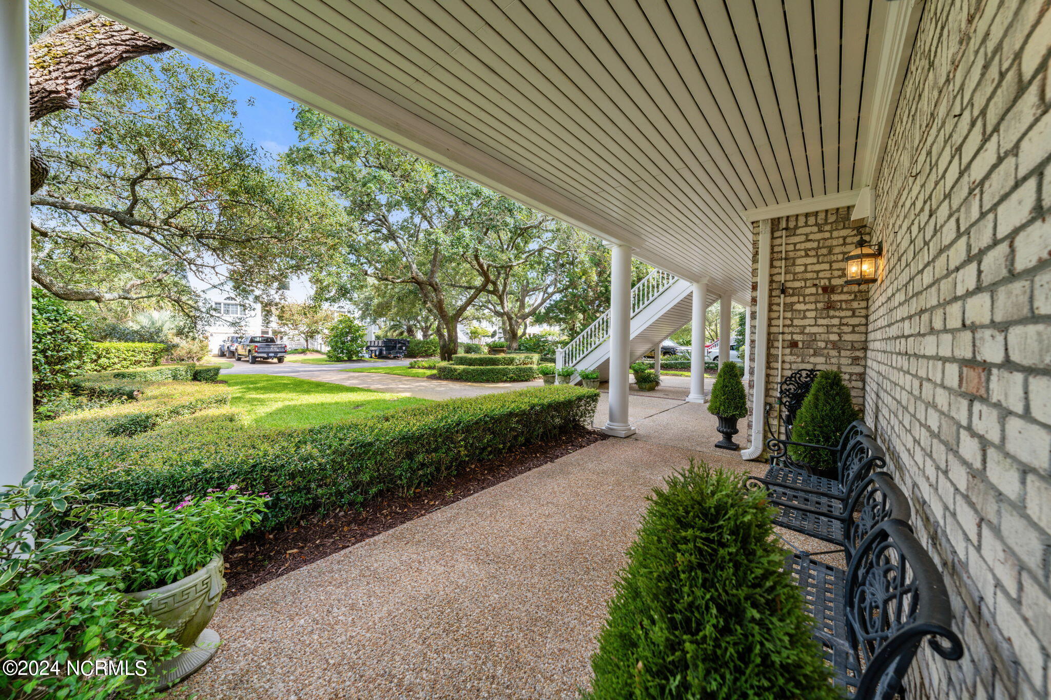 1111 Merchant Lane