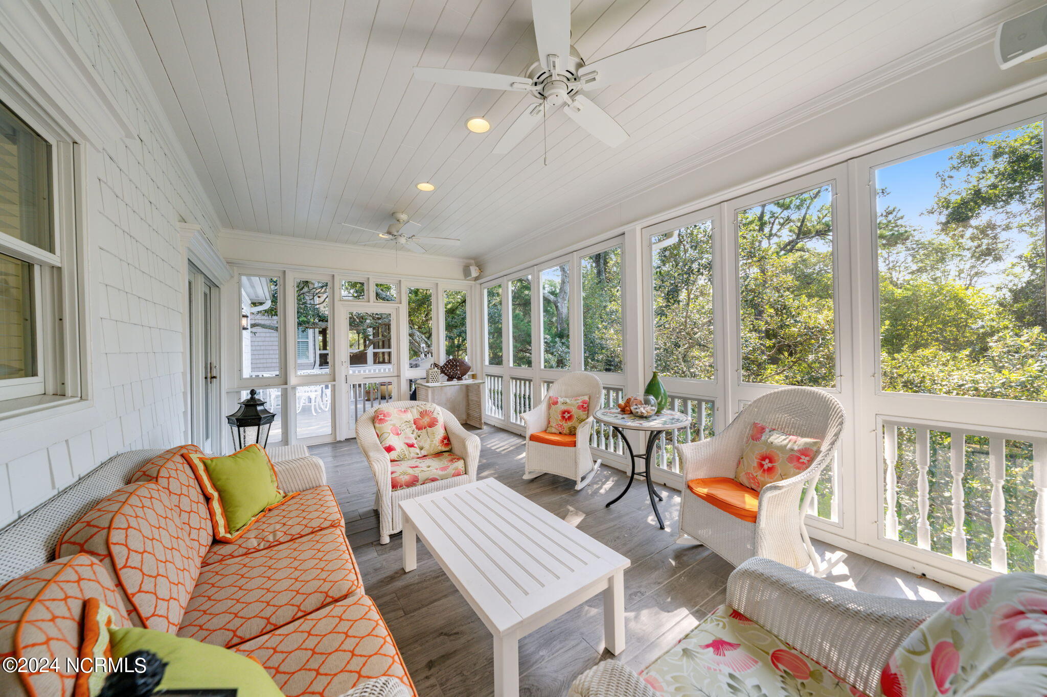 1111 Merchant Lane