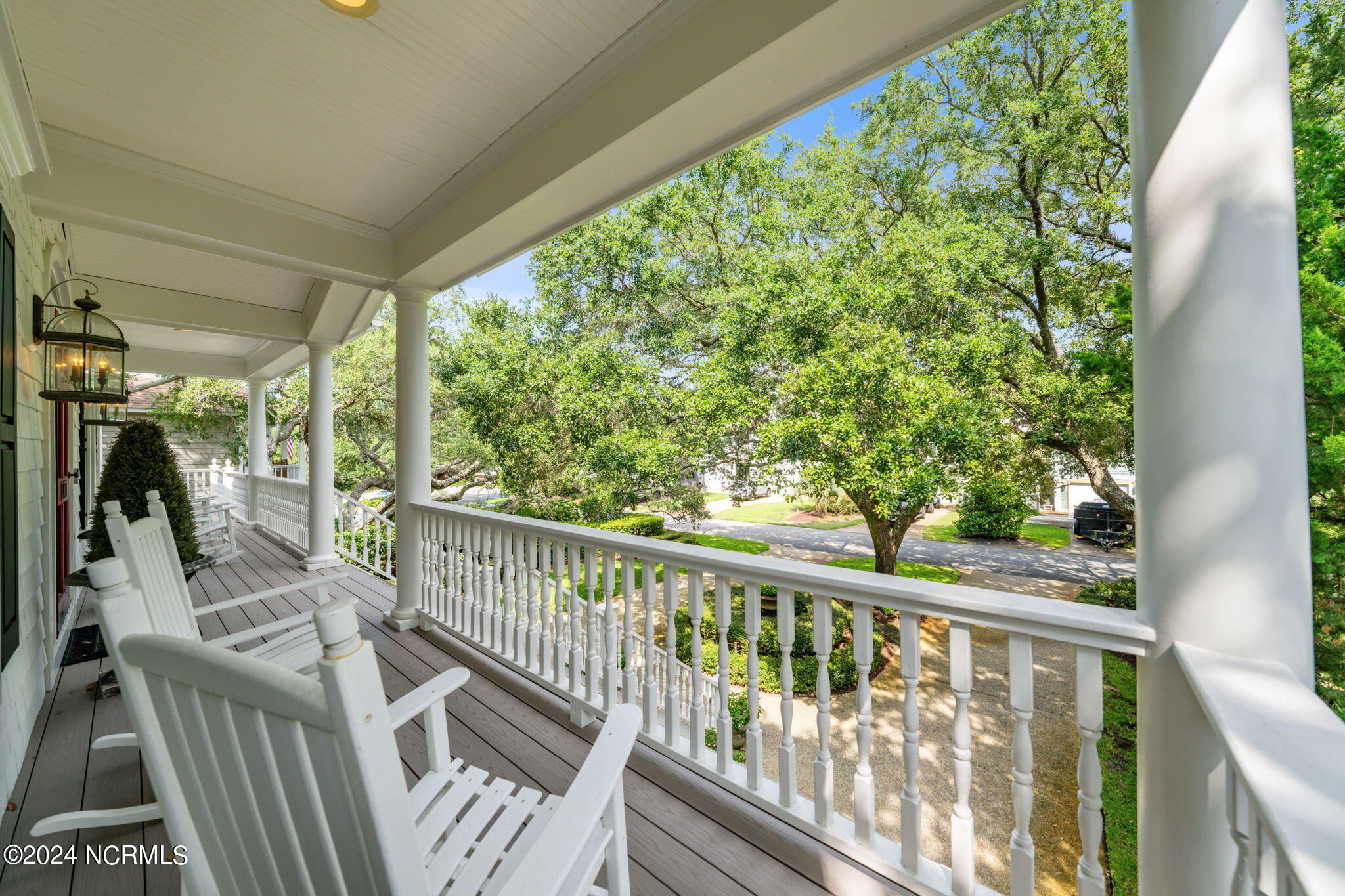 1111 Merchant Lane