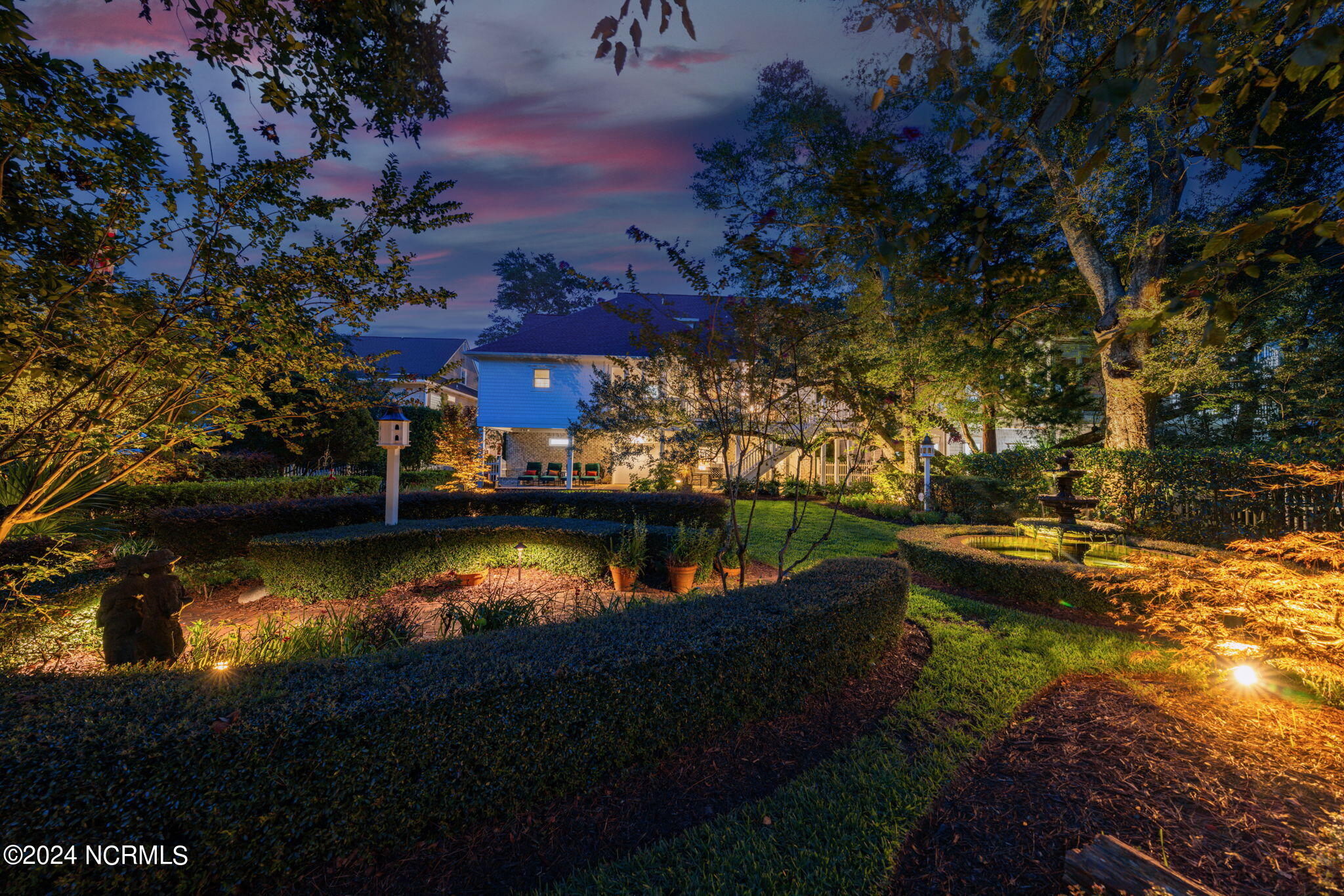 1111 Merchant Lane