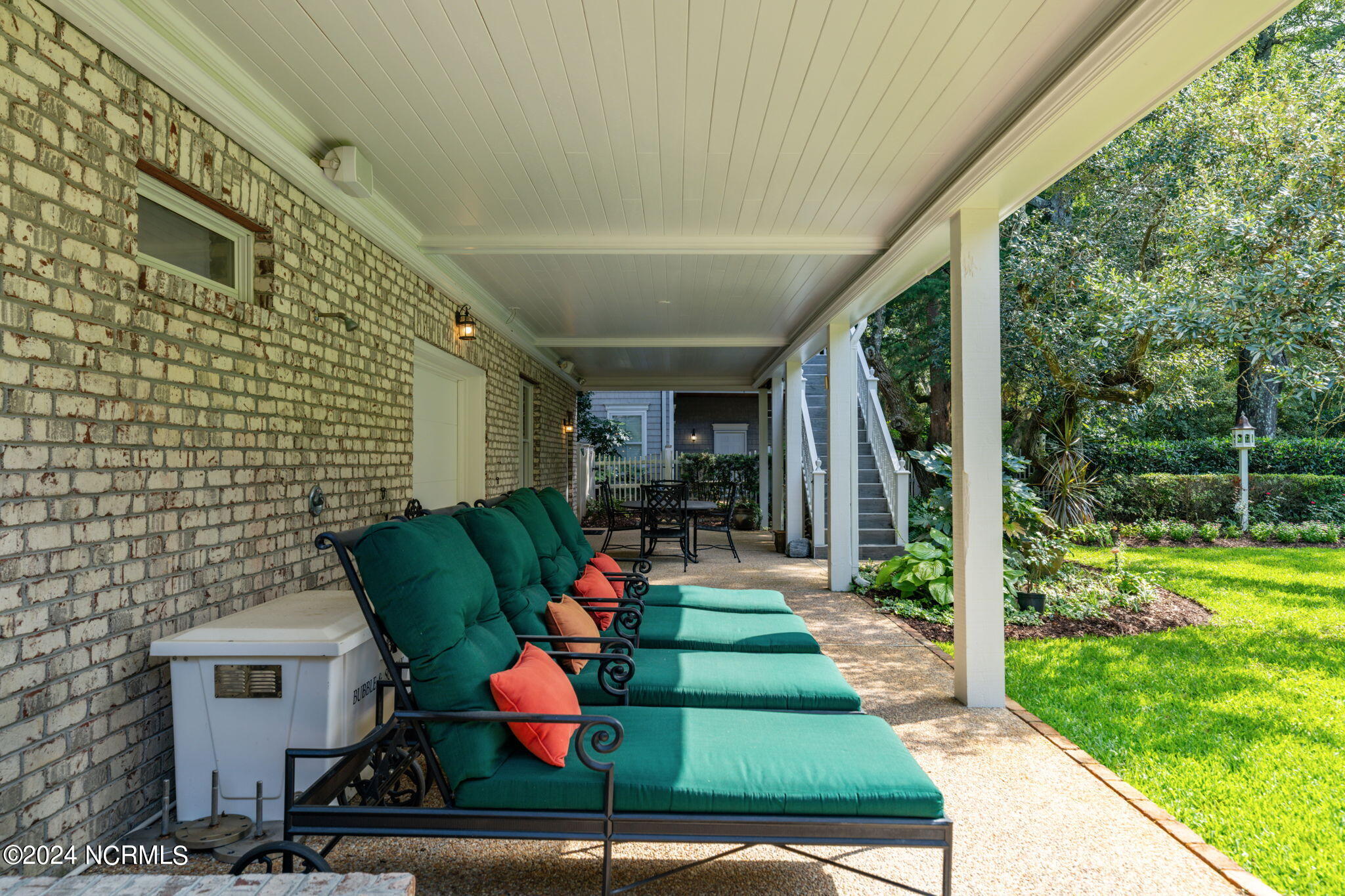 1111 Merchant Lane