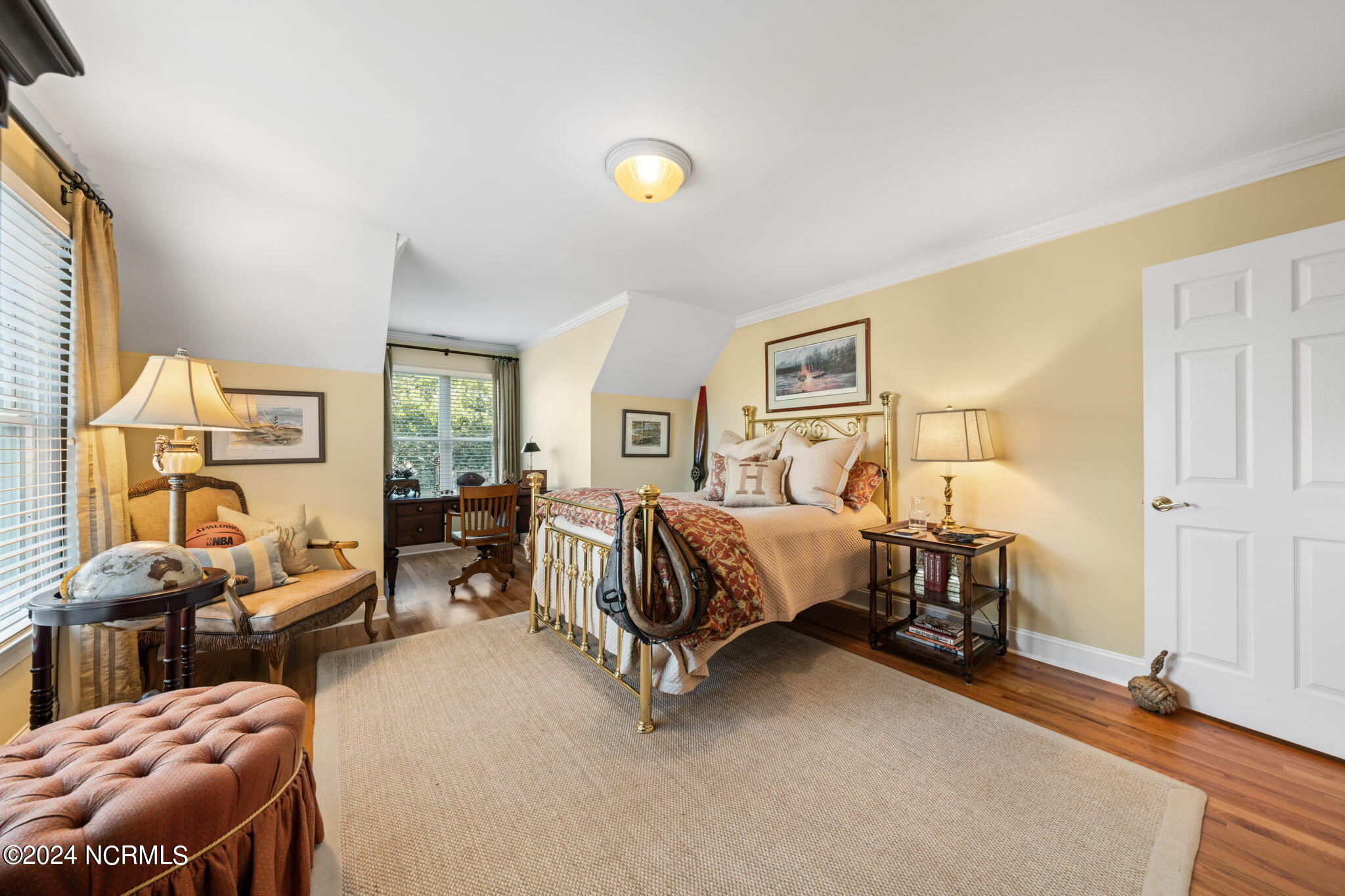 1111 Merchant Lane