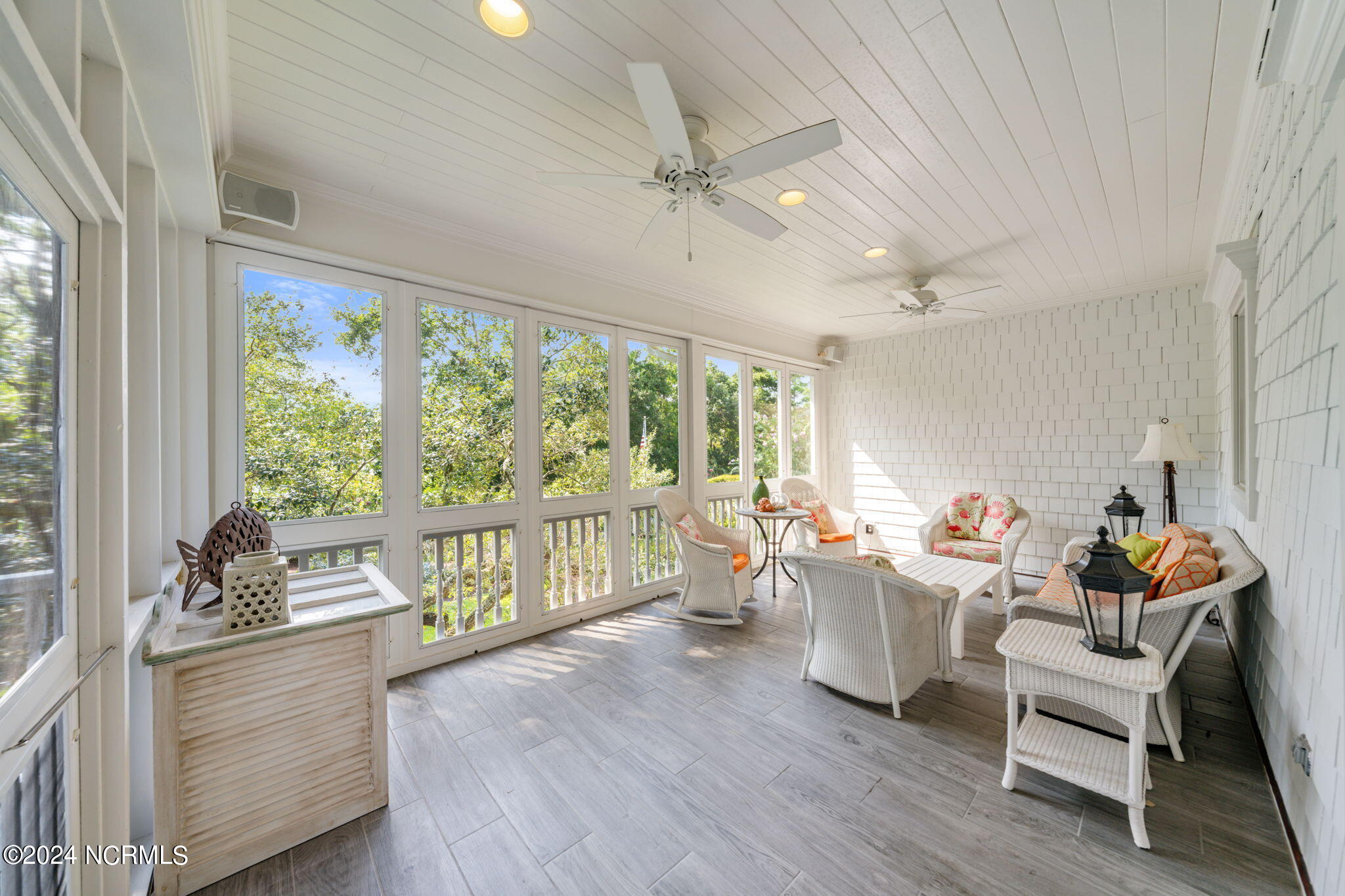 1111 Merchant Lane