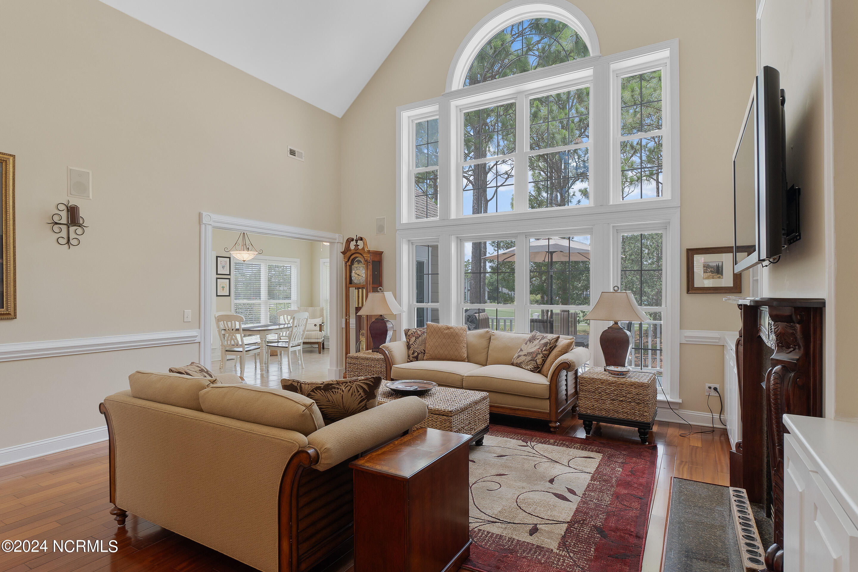 2824 Irwin Drive