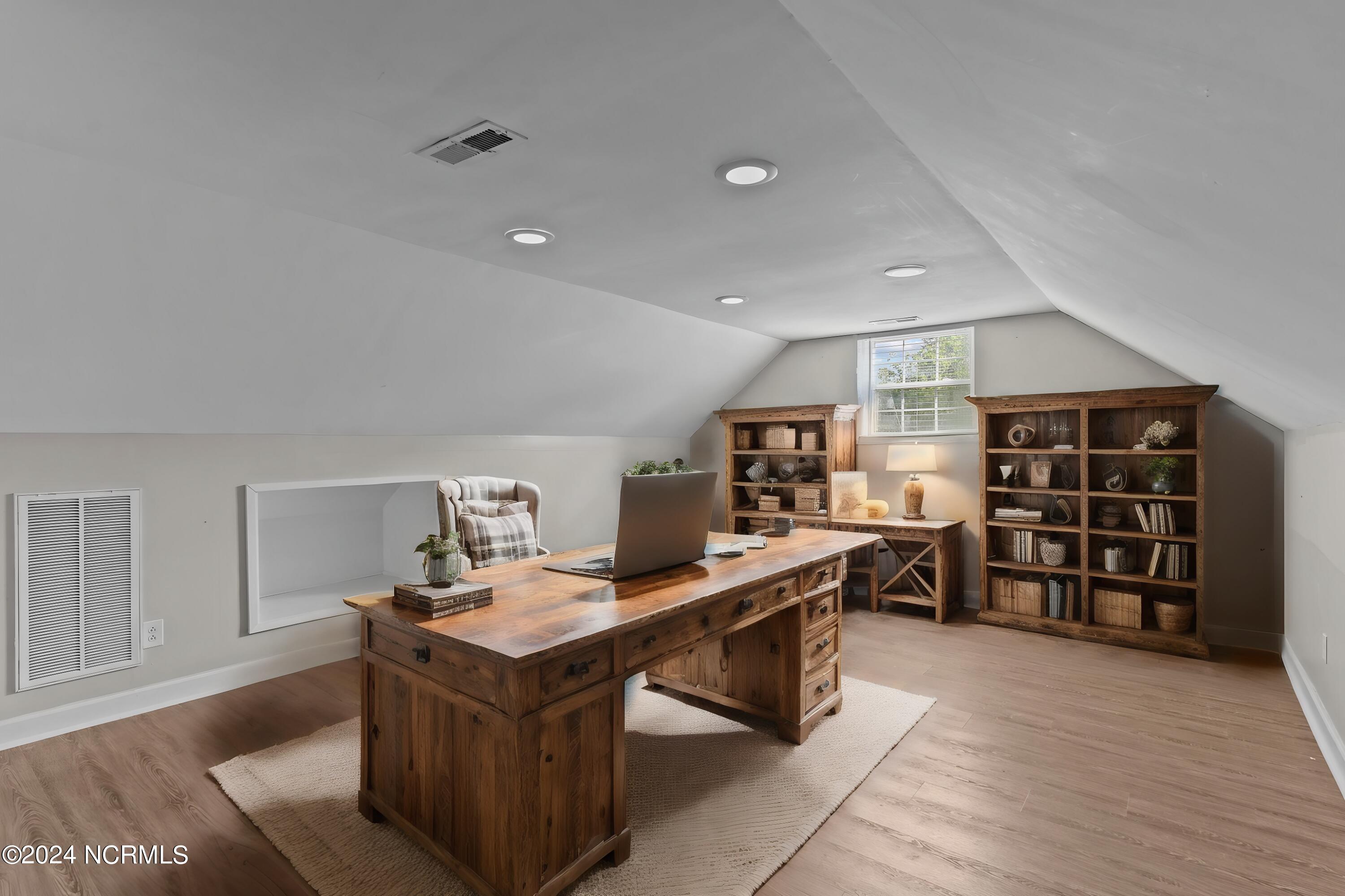 300 Sunnyvale Drive