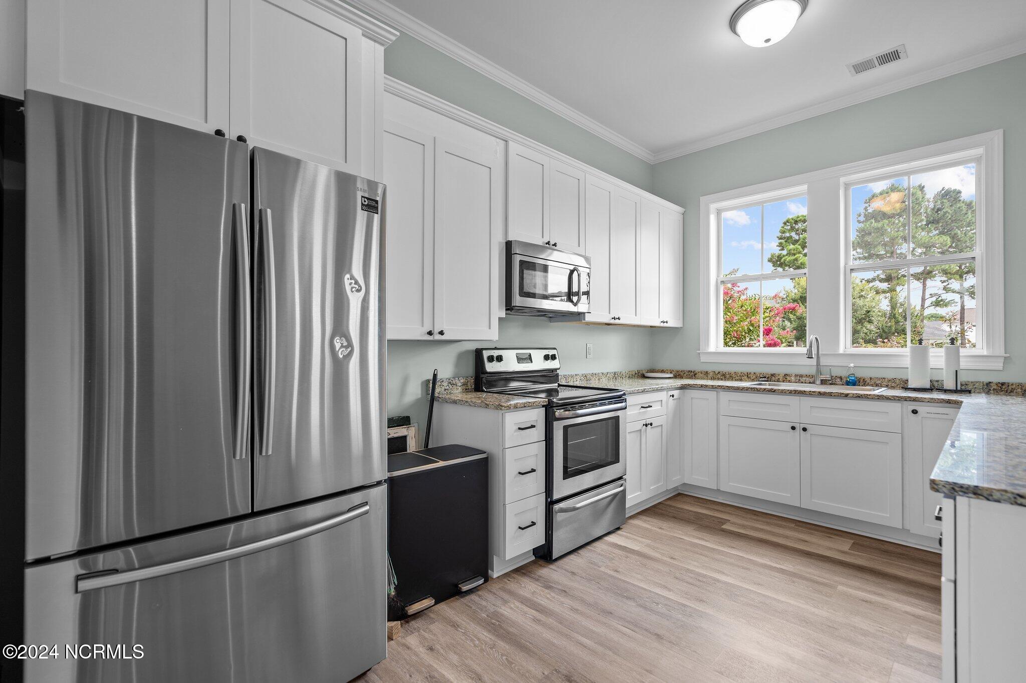 5961 Appomattox Drive