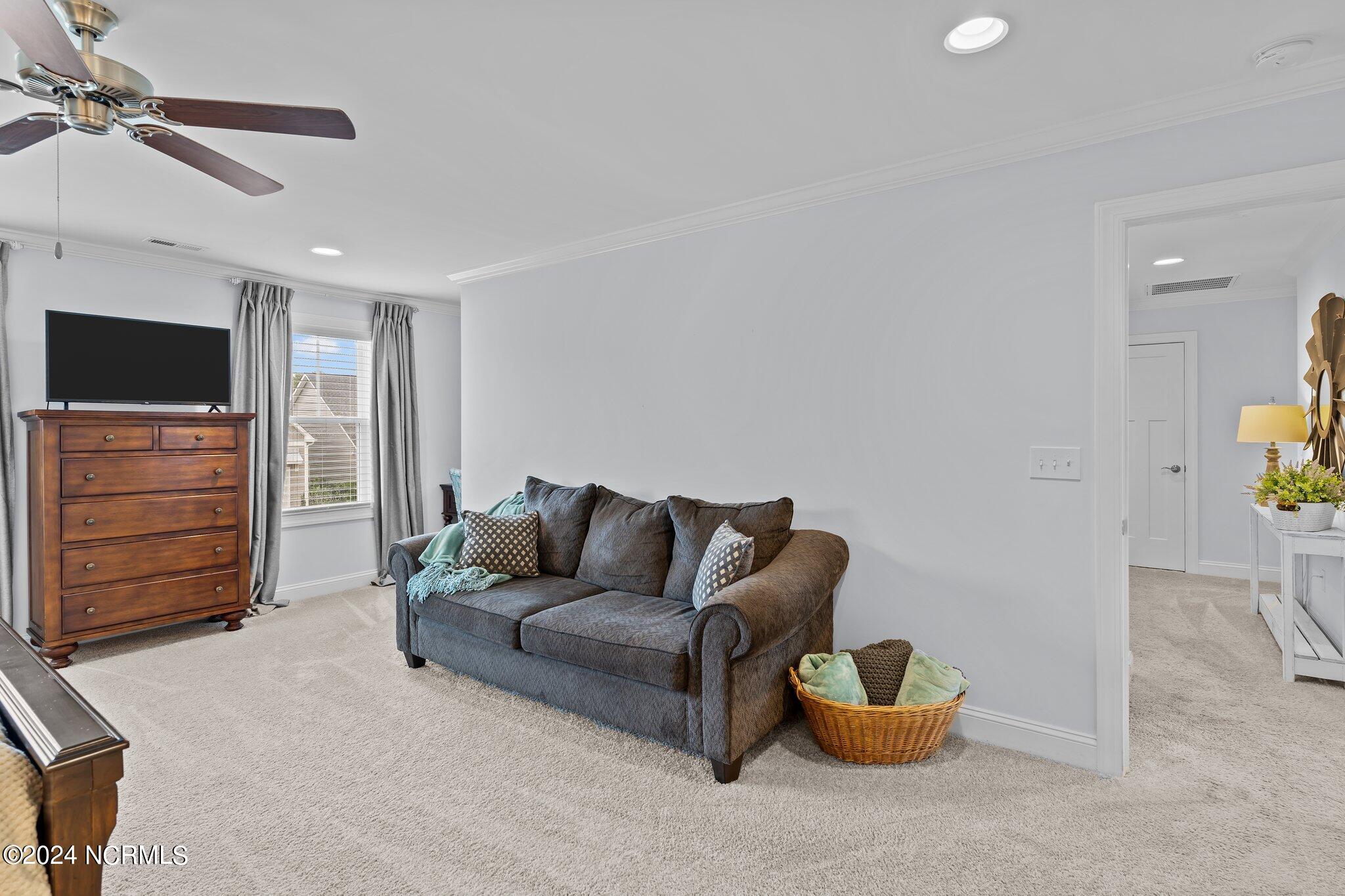 5961 Appomattox Drive