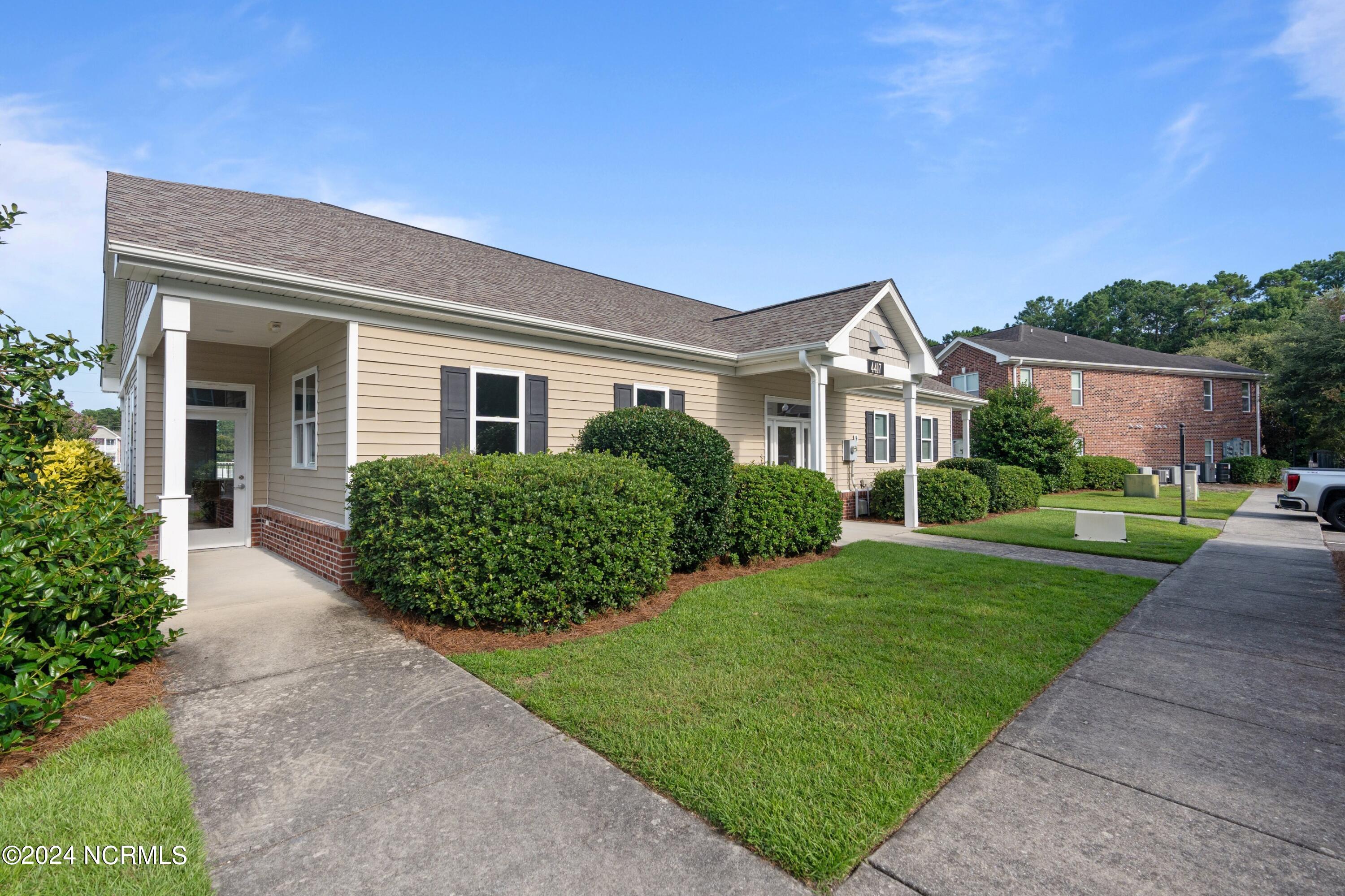 4416 Jay Bird Circle, Unit 202