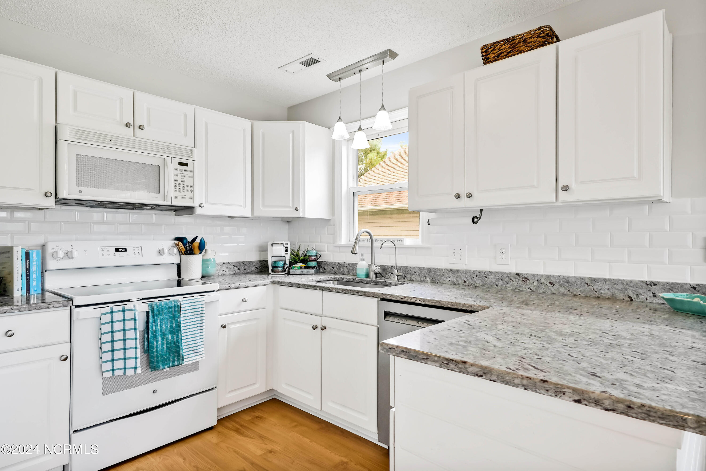 306 Seafarer Drive
