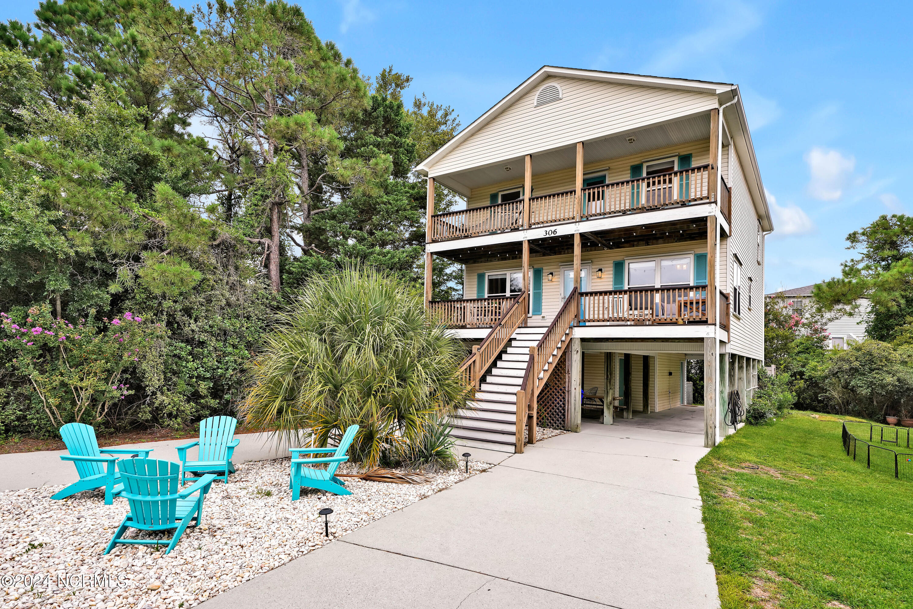 306 Seafarer Drive