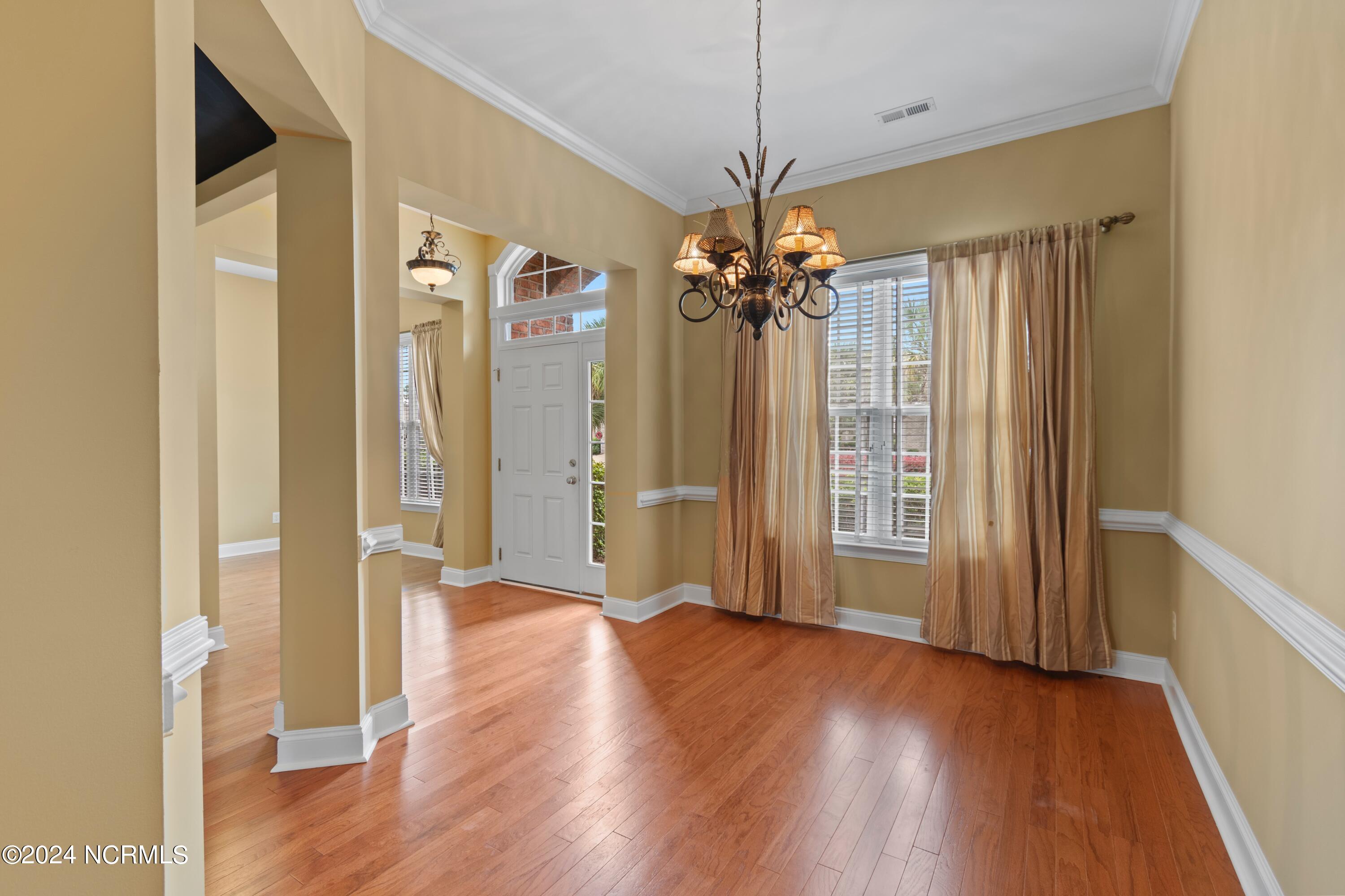 1207 Atrium Way
