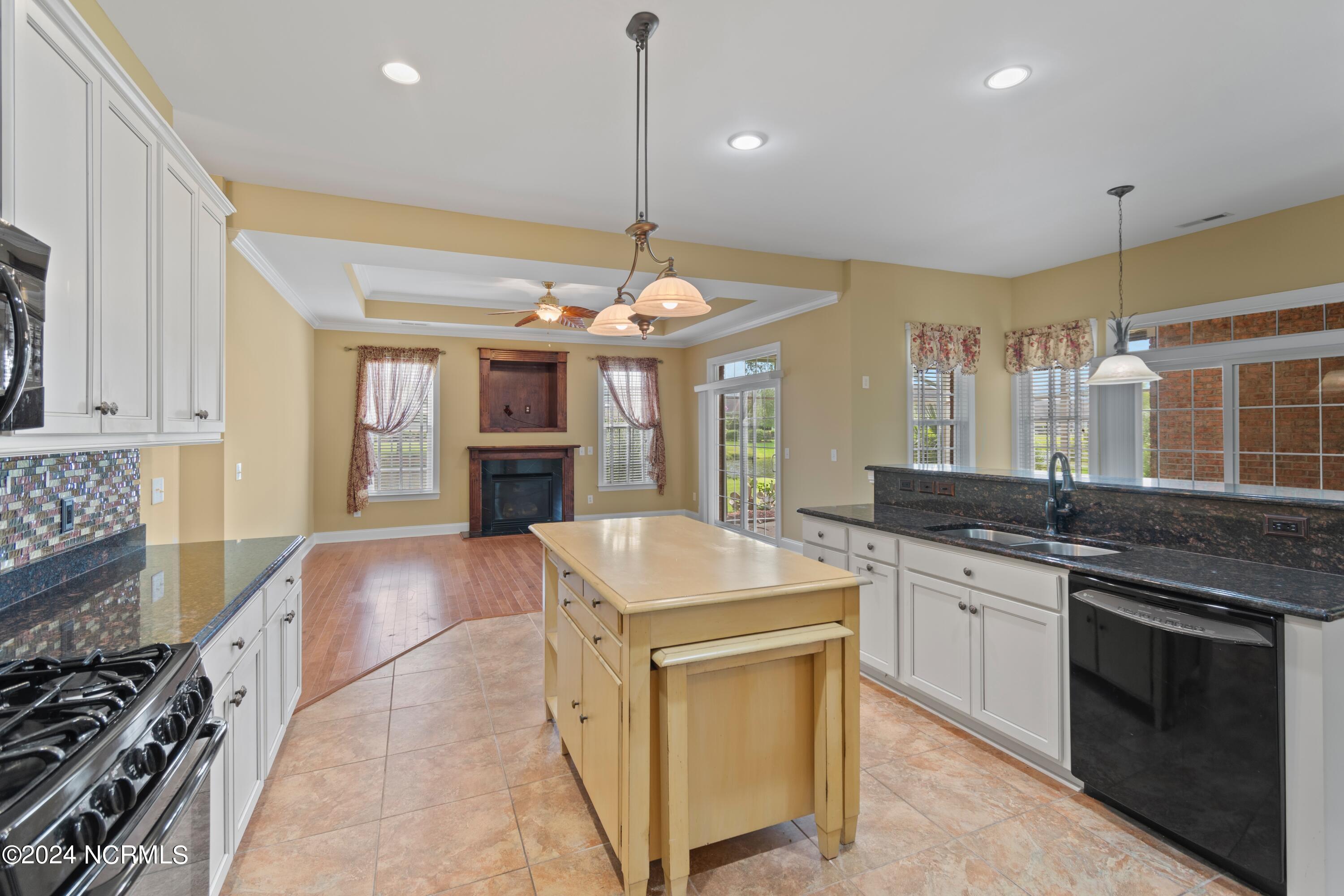 1207 Atrium Way