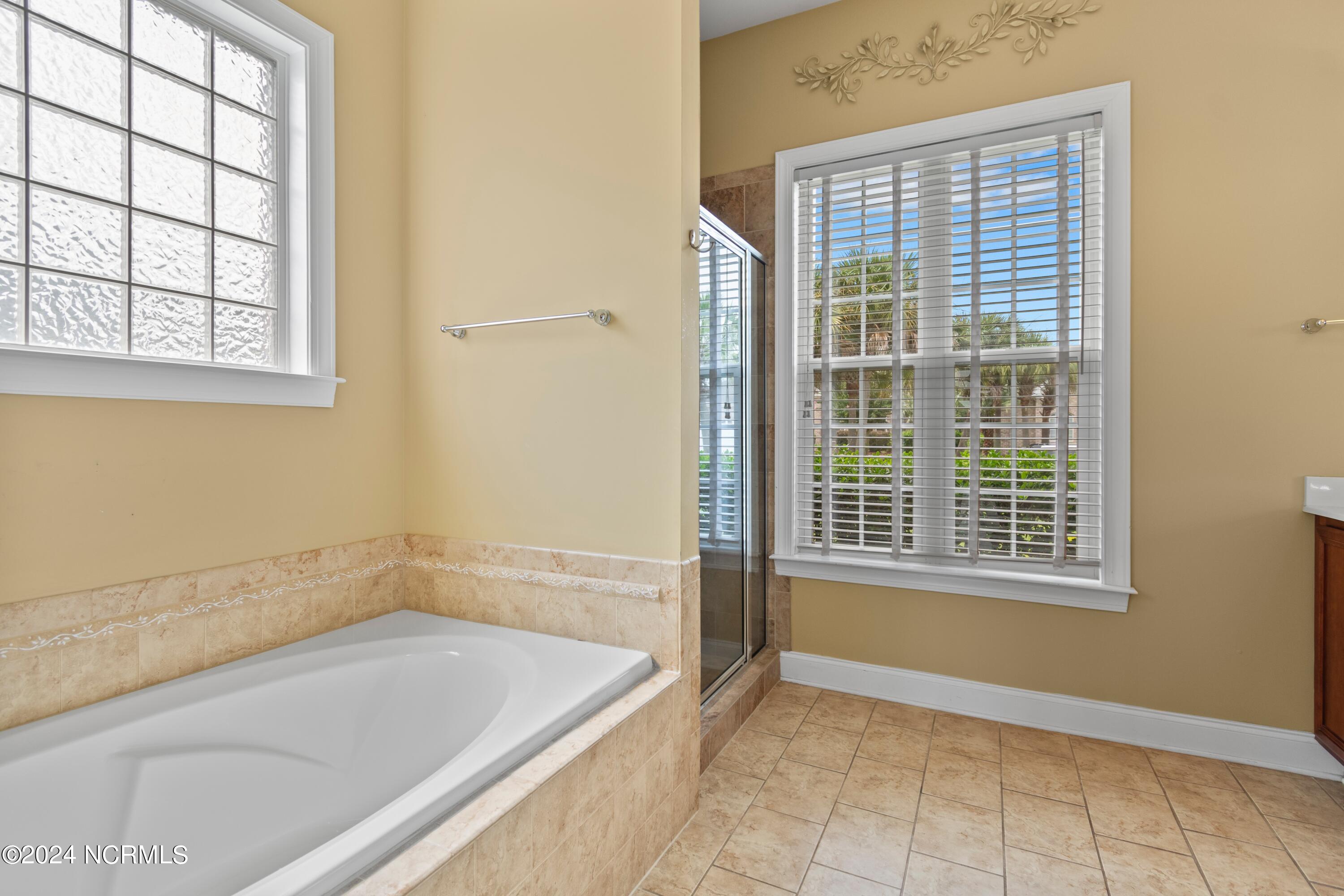 1207 Atrium Way