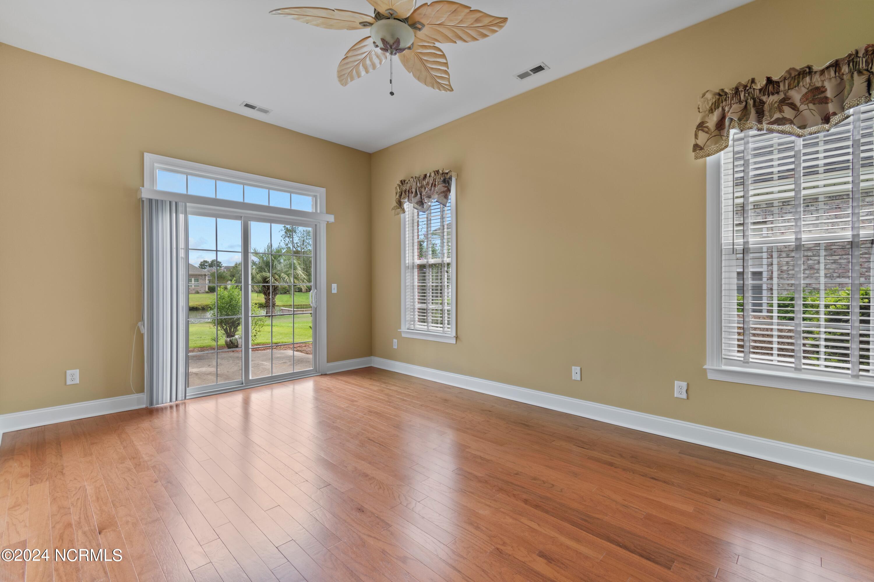 1207 Atrium Way