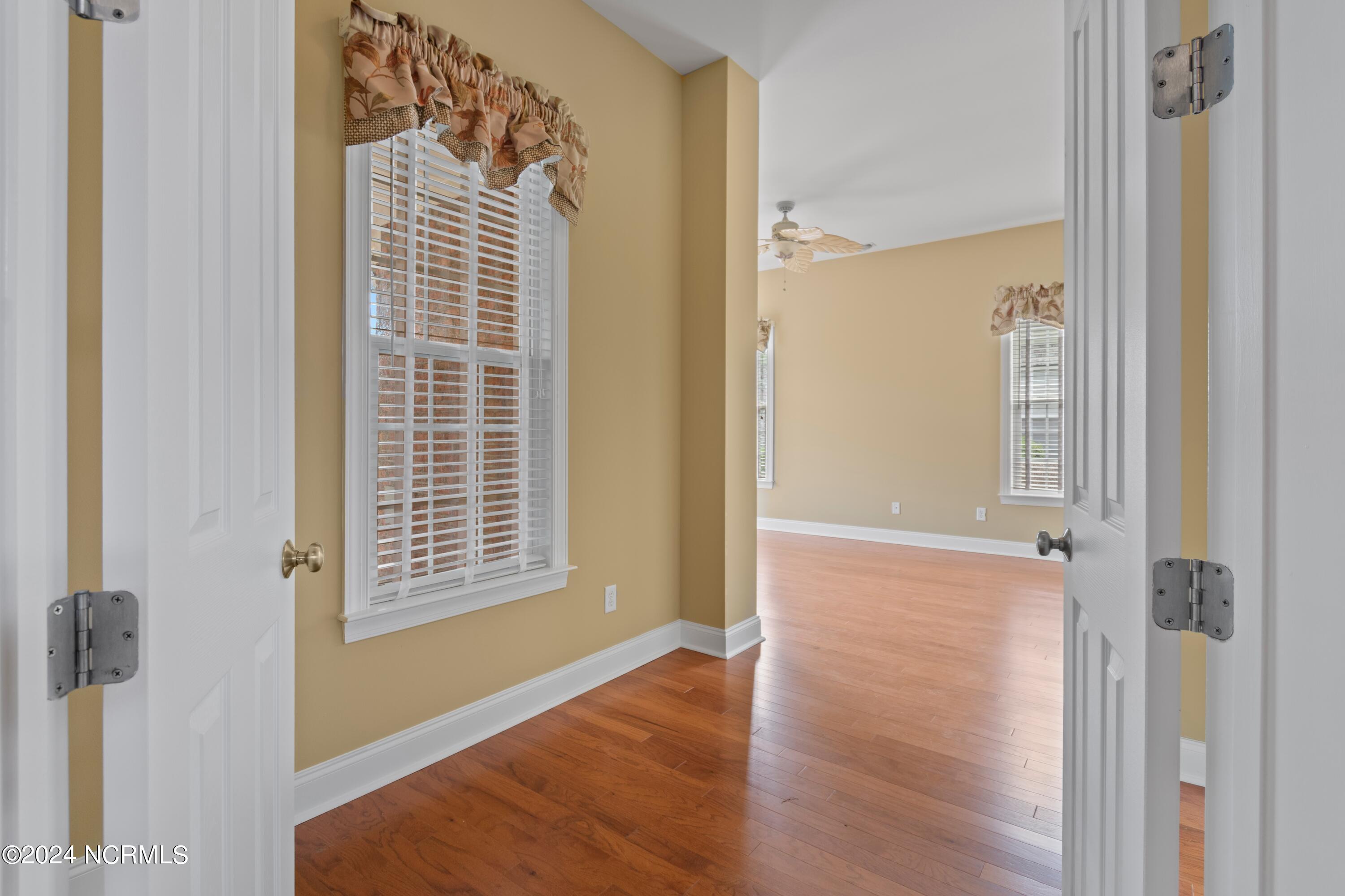 1207 Atrium Way