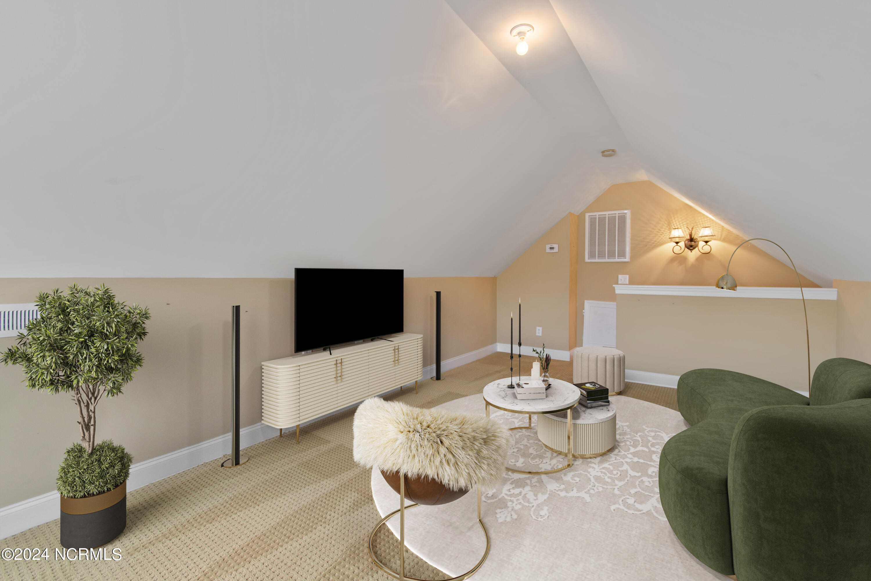 1207 Atrium Way