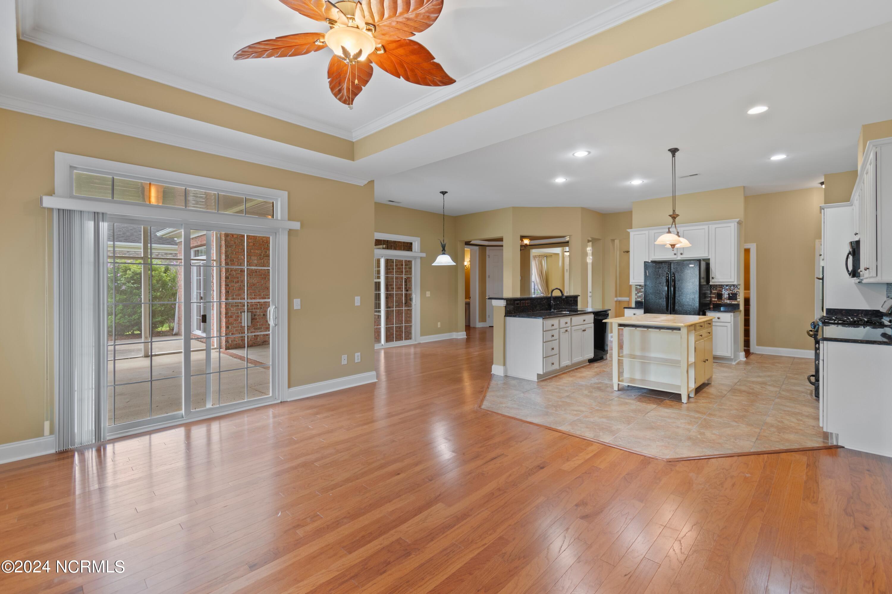 1207 Atrium Way