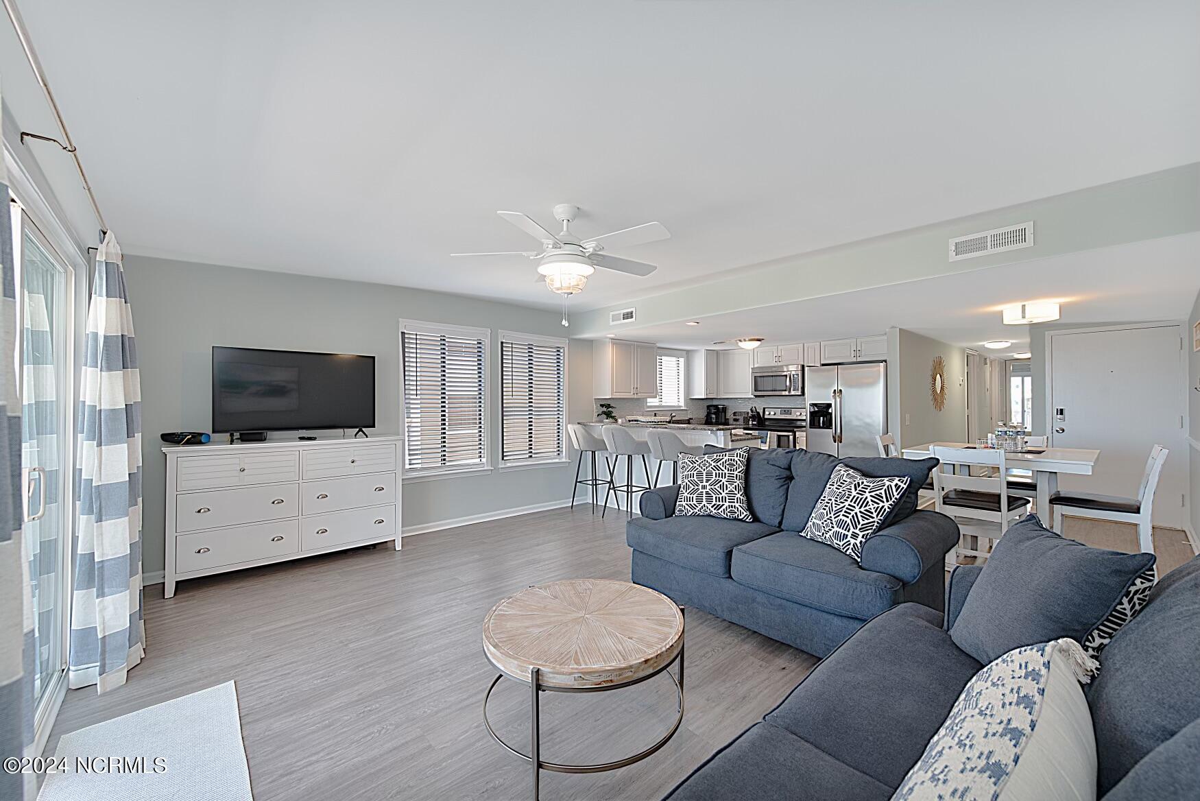 1609 Carolina Beach Avenue N 1