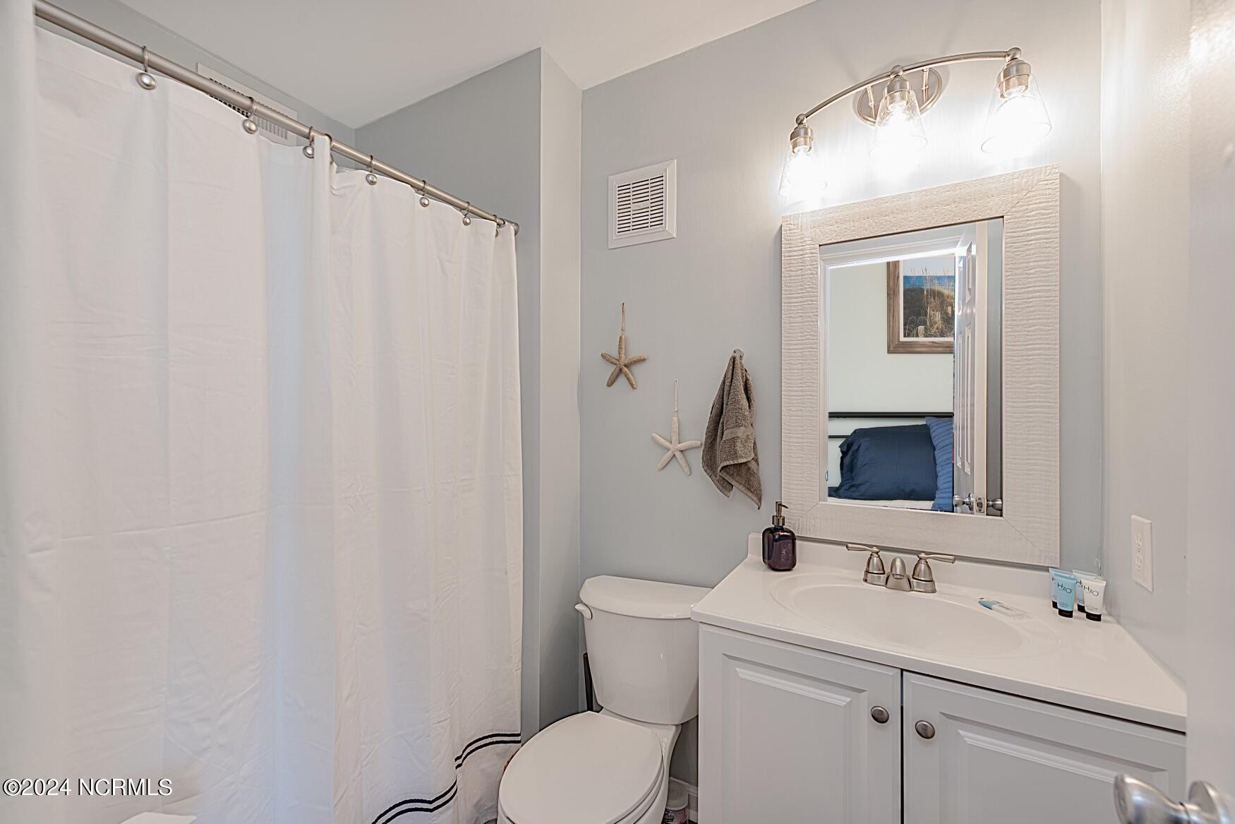 1609 Carolina Beach Avenue N 1