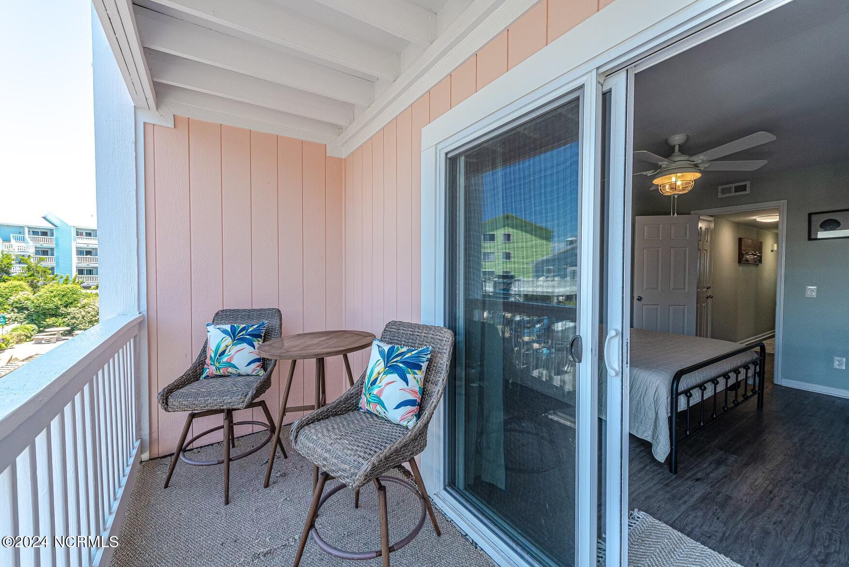 1609 Carolina Beach Avenue N 1