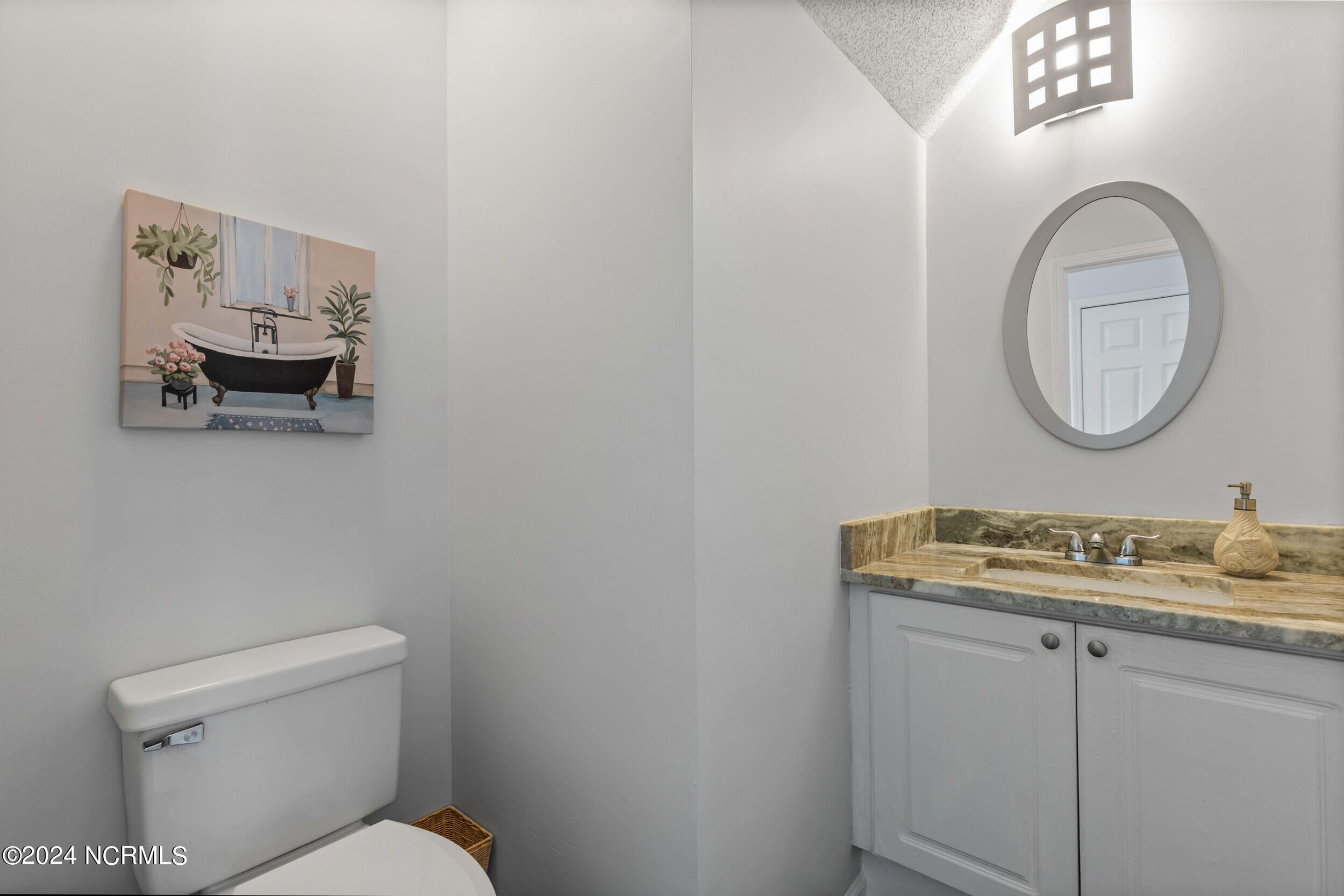 5021 Woods Edge Road