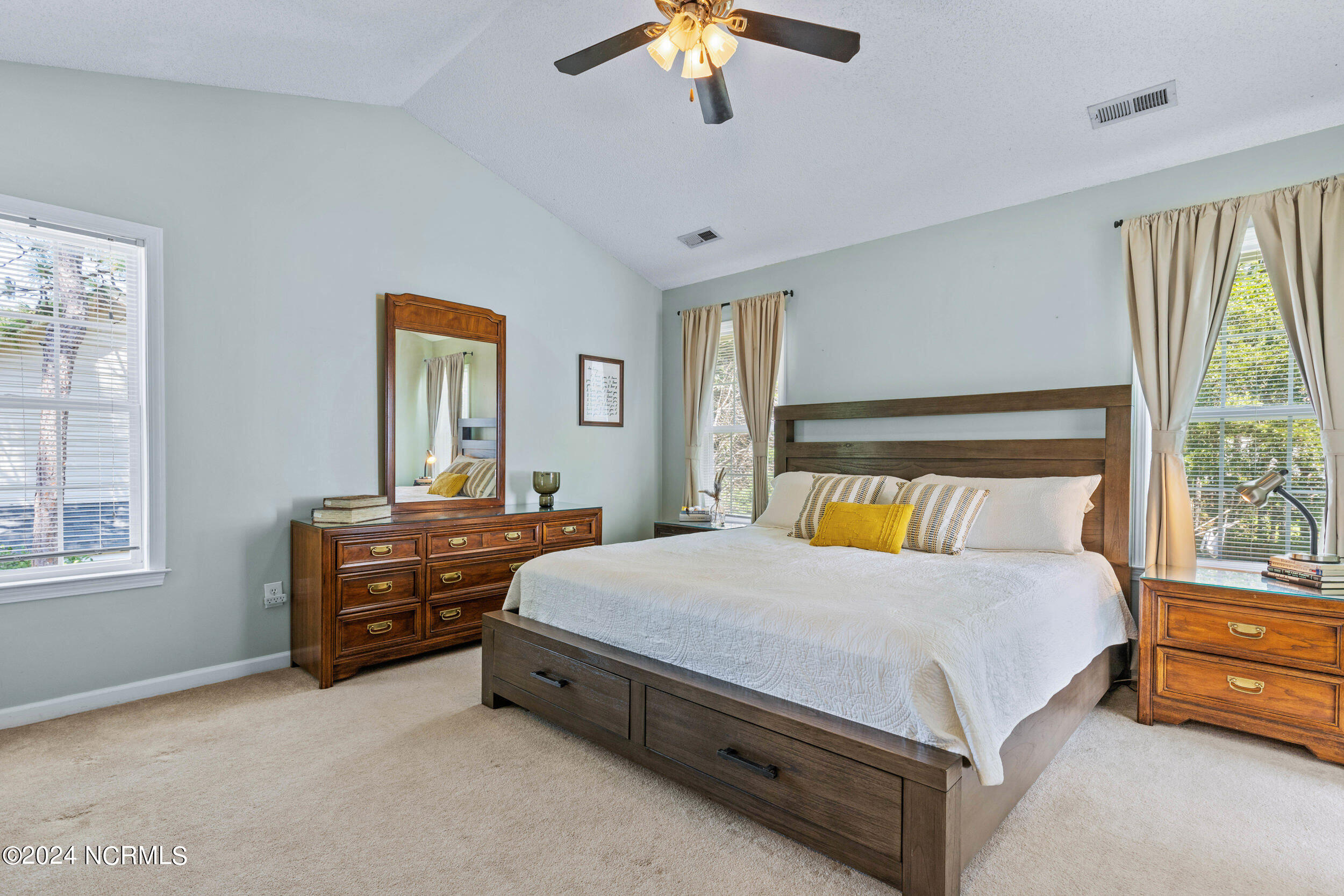 5021 Woods Edge Road