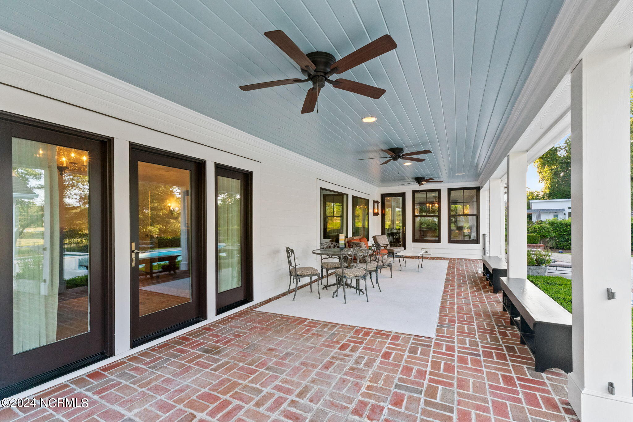 1605 Softwind Way