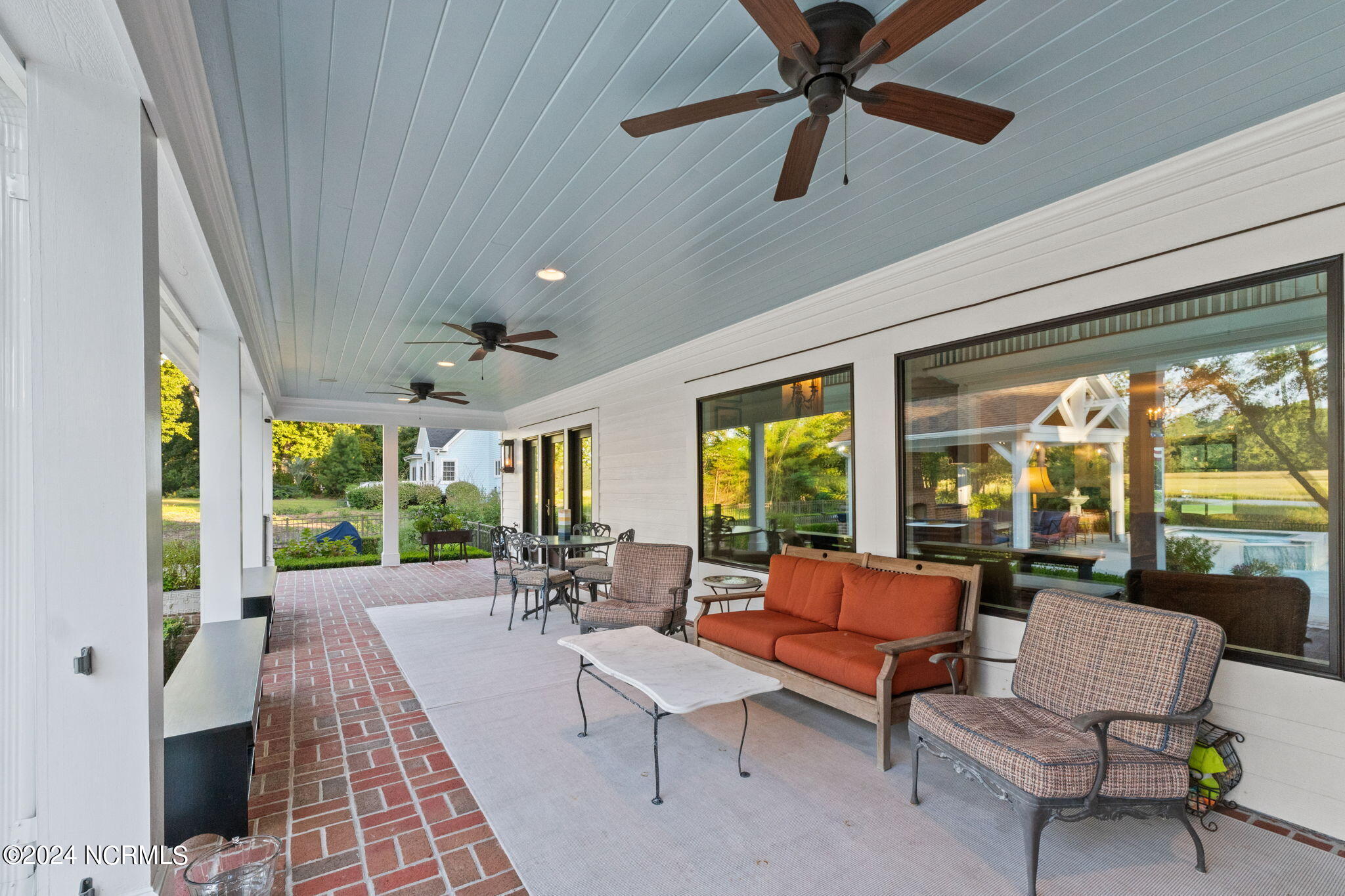 1605 Softwind Way