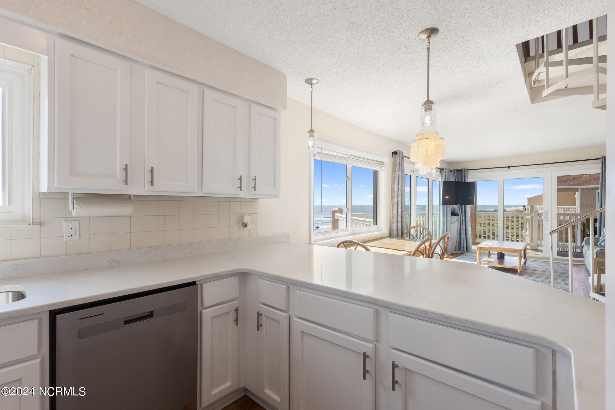 1101 Lake Park Boulevard S, A32