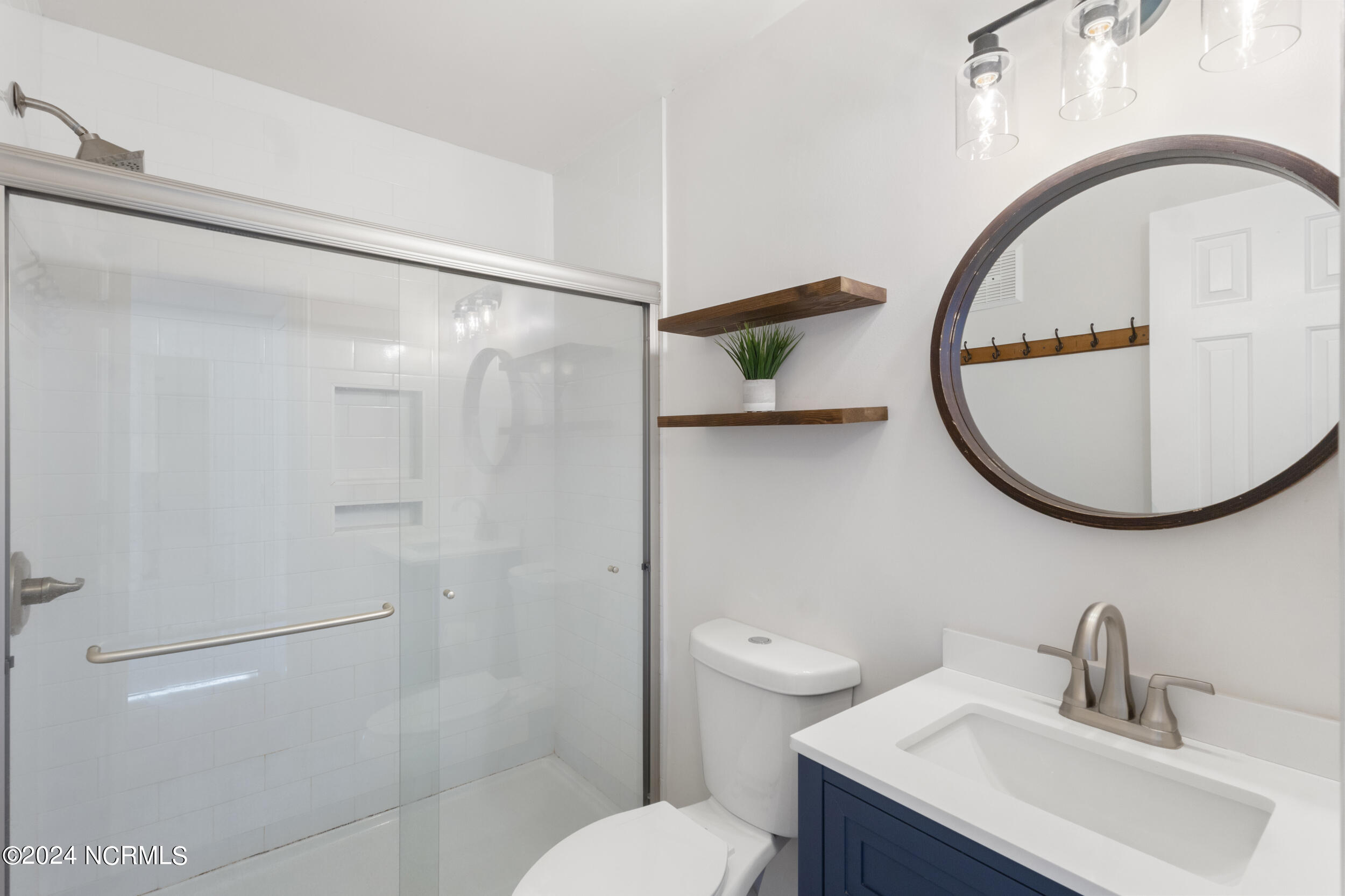 1101 Lake Park Boulevard S, A32